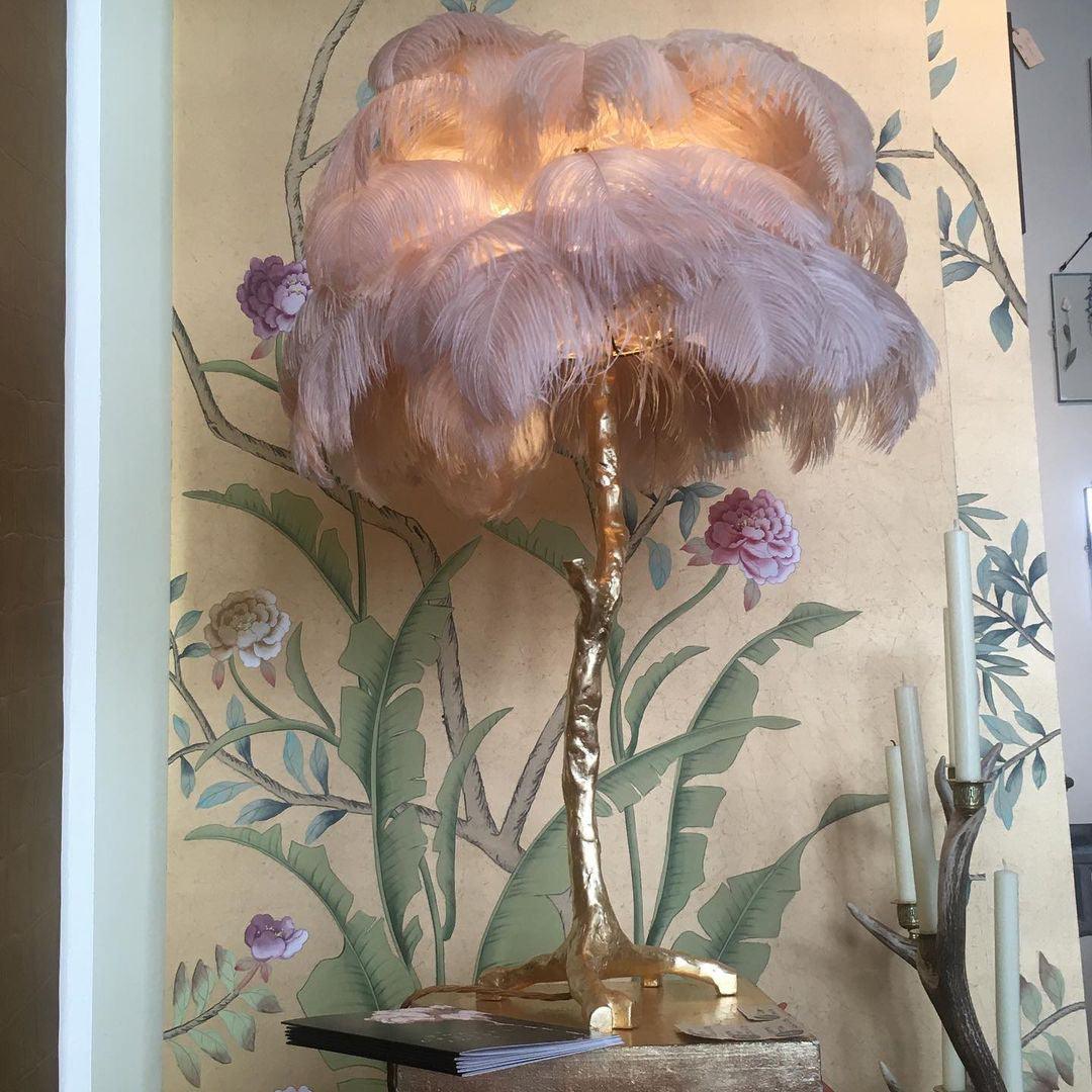 Настольный светильник Ostrich Feather - серебряный, темно-розовый