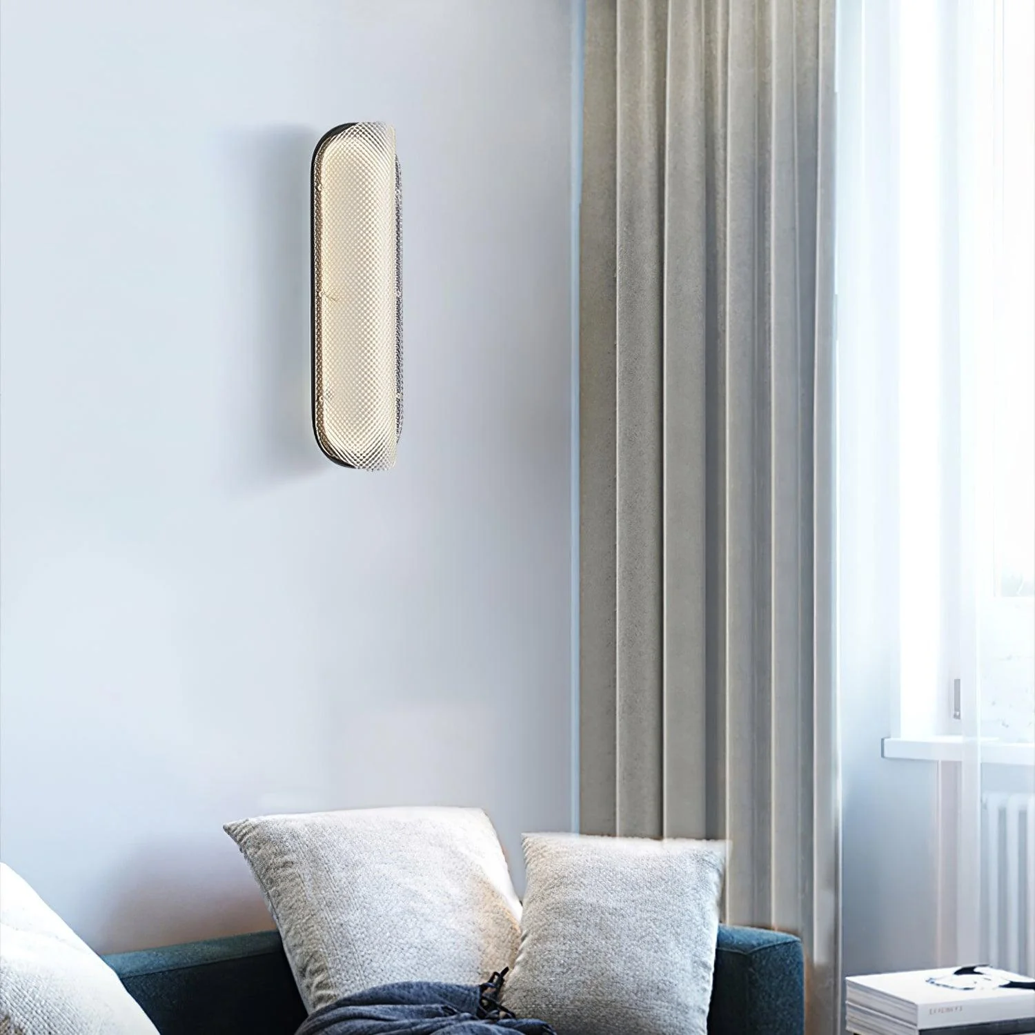 Vale Wall Lamp - Set of 2 / Black & Clear / Warm Light