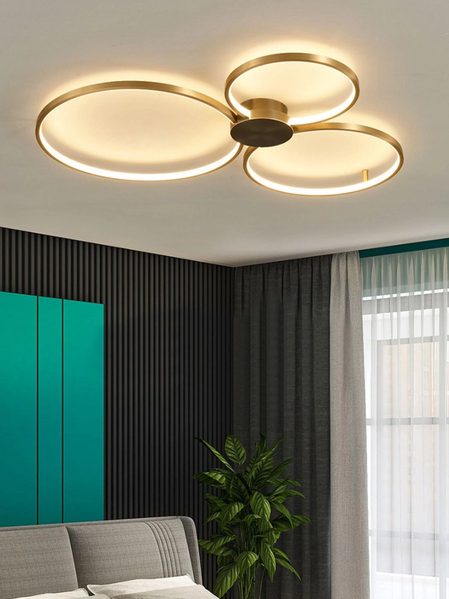 Потолочный светильник Loop LED - три круга, 90см x 73см x 7см, латунь, черный, теплый свет