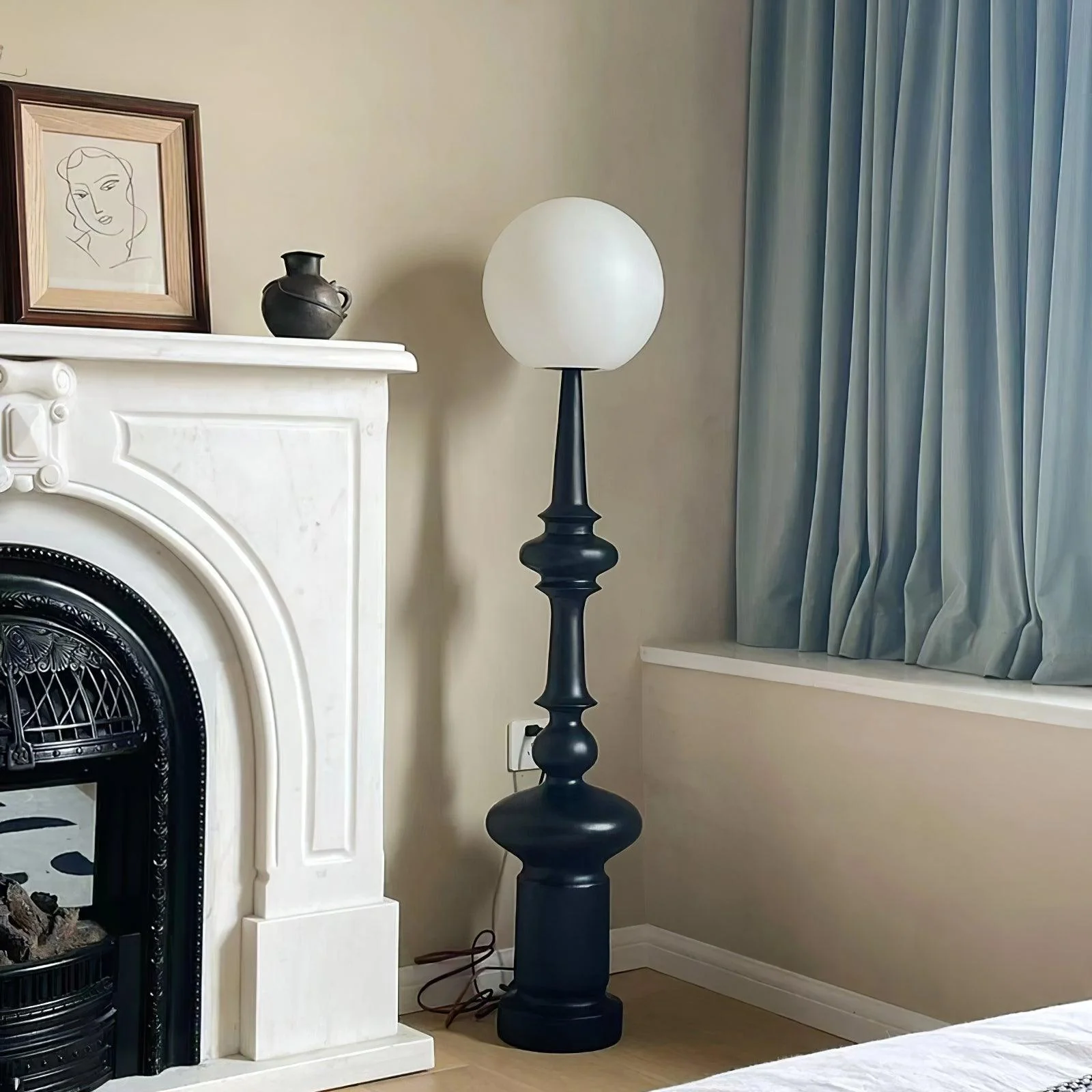 Roman Column Floor Lamp - ∅ 11.8″ x H 54.3″ / Dia 30cm x H 138cm / Black / US plug