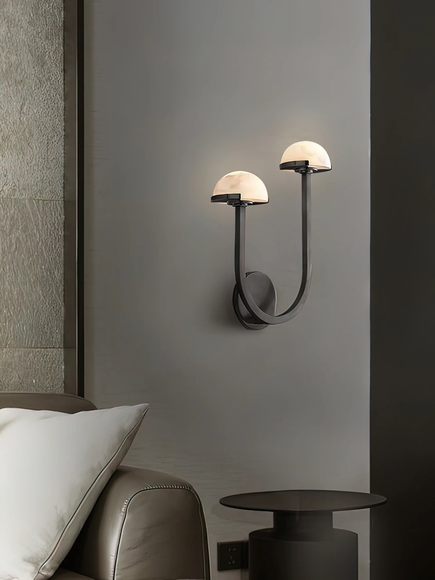 Настенный светильник Mushroom Alabaster - правый ∅31см x 38см, черный, теплый свет