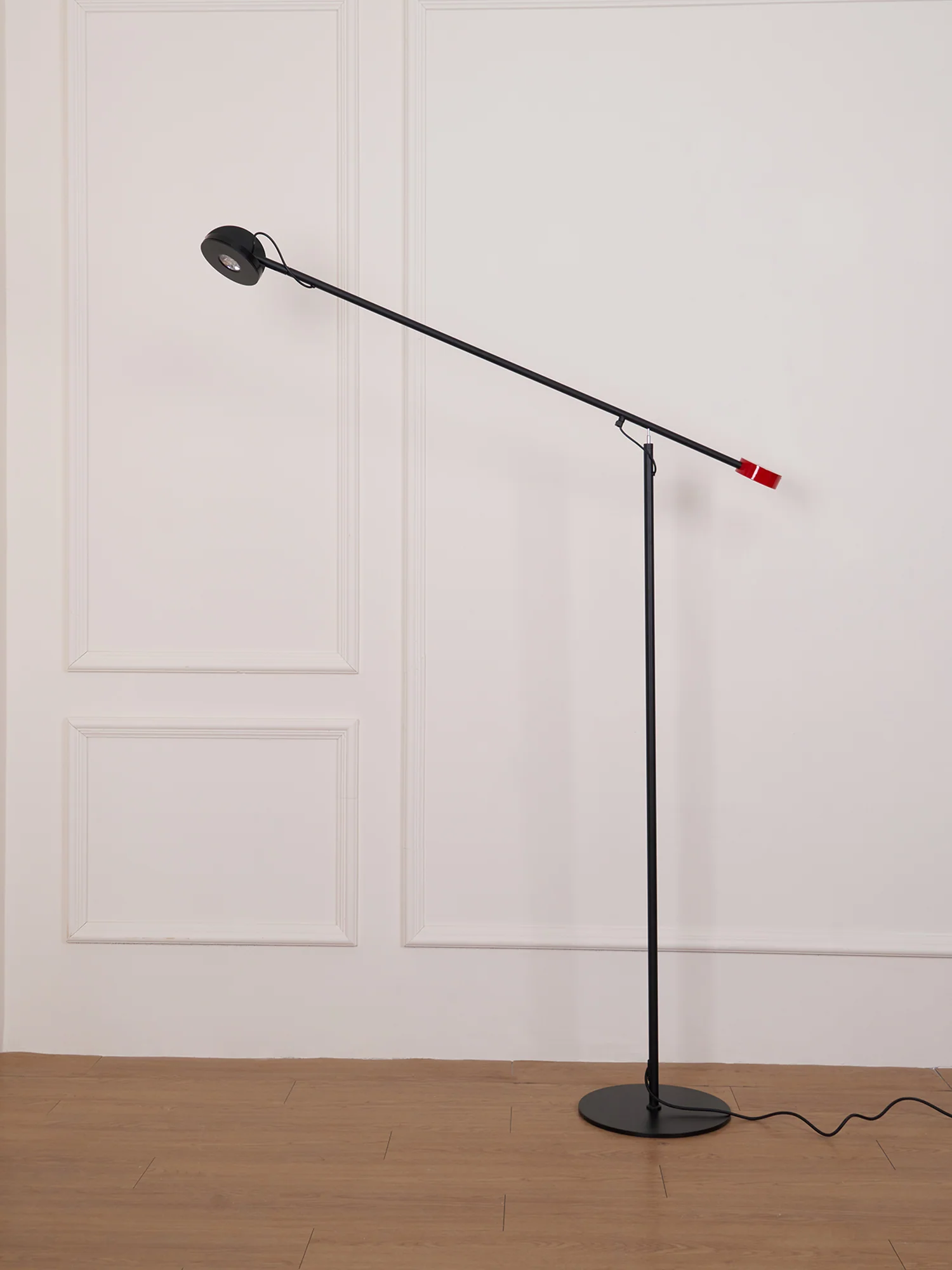 Precision Movement Floor Lamp - W 47.2″ x H 66.9″ / W 120cm x H 170cm / Warm White / AU plug