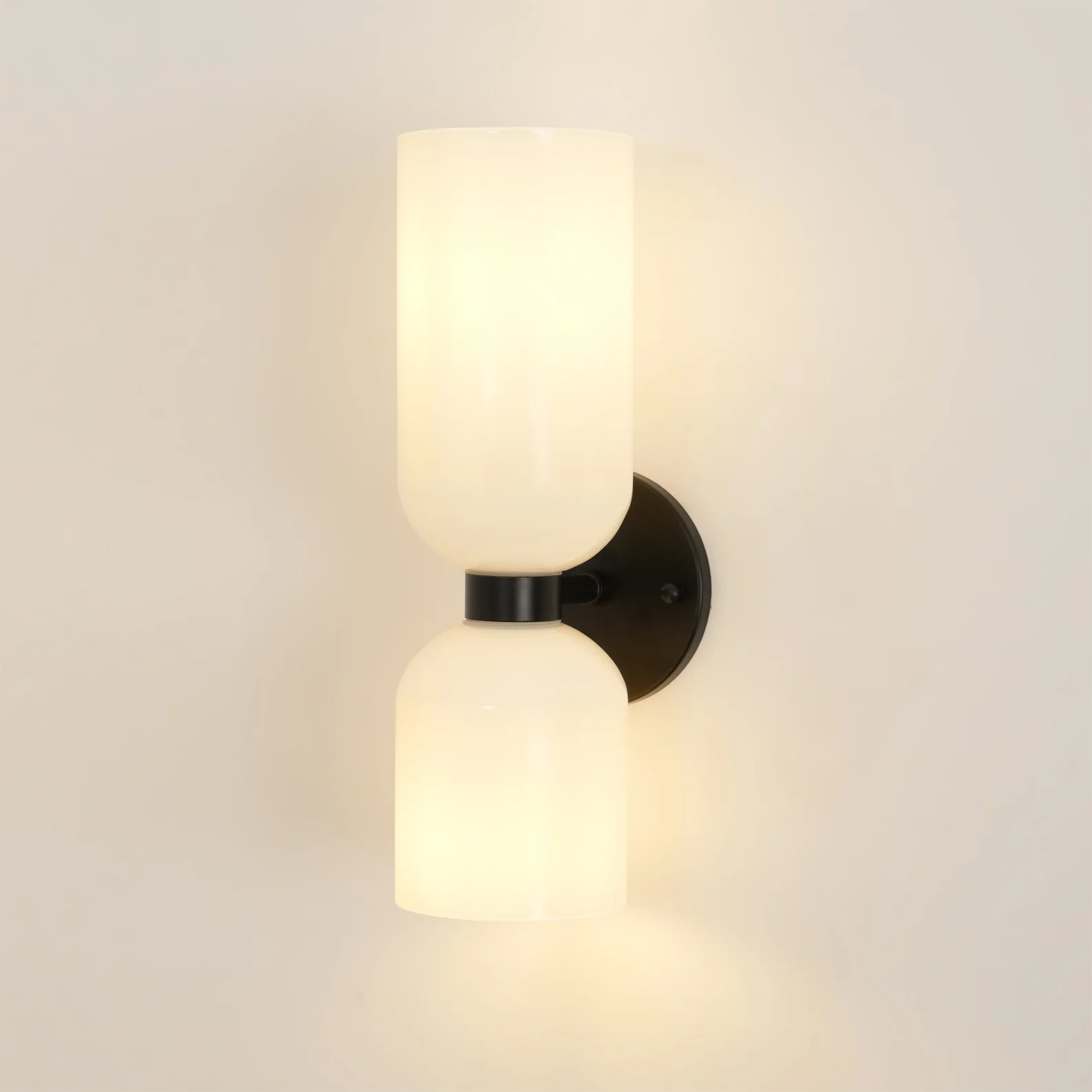 Edie Wall Lamp - ∅ 4.7″ x H 13.8″ / Dia 12cm x H 35cm Set of 2 / Brass / Clear