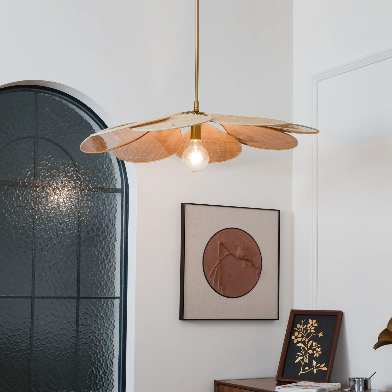 Подвесной светильник Petals Bloom Rattan - ∅100см x 15см, натуральный ротанг, золотой