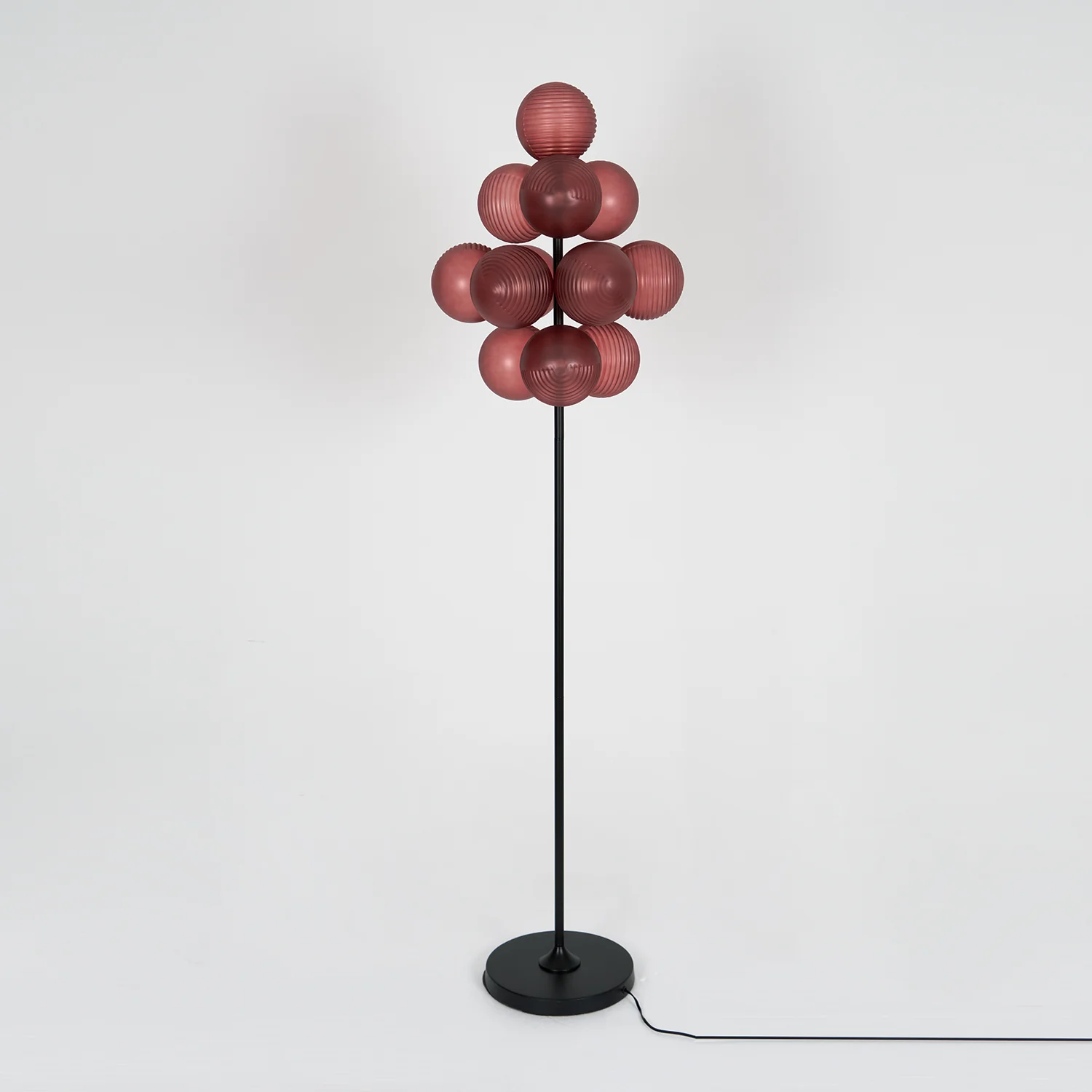 Grape Floor Lamp - ∅ 24″ x H 62.3″ / Frosted white / AU plug