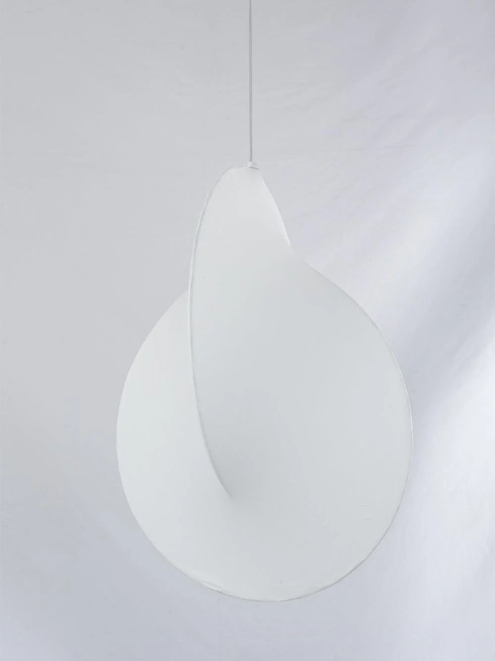 Подвесной светильник Cocoon - ∅40см x 55см, белый