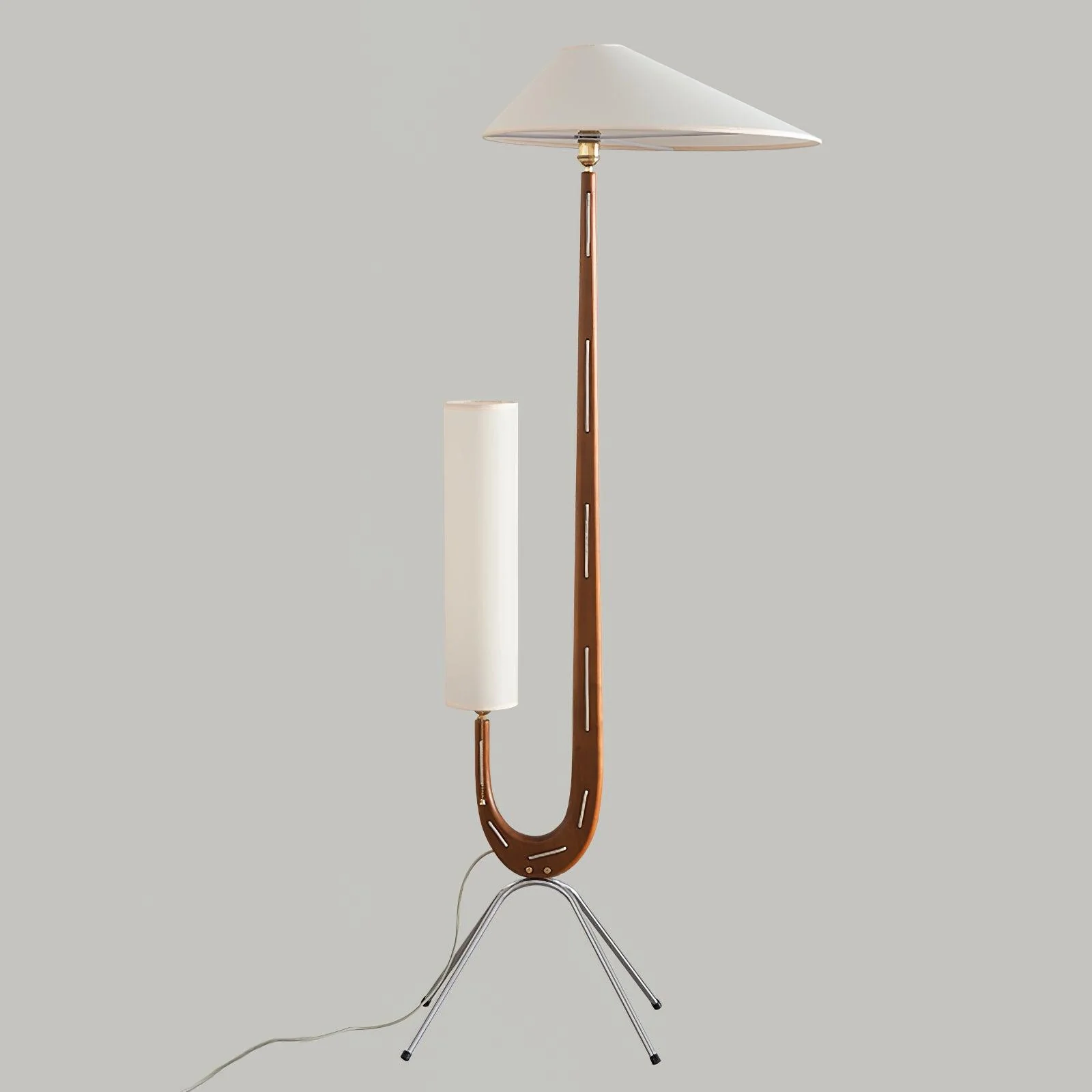 Giraffe Floor Lamp - ∅ 21.6″ x H 63.7″ / Dia 55cm x H 162cm / Walnut & White & Stainless steel / UK plug