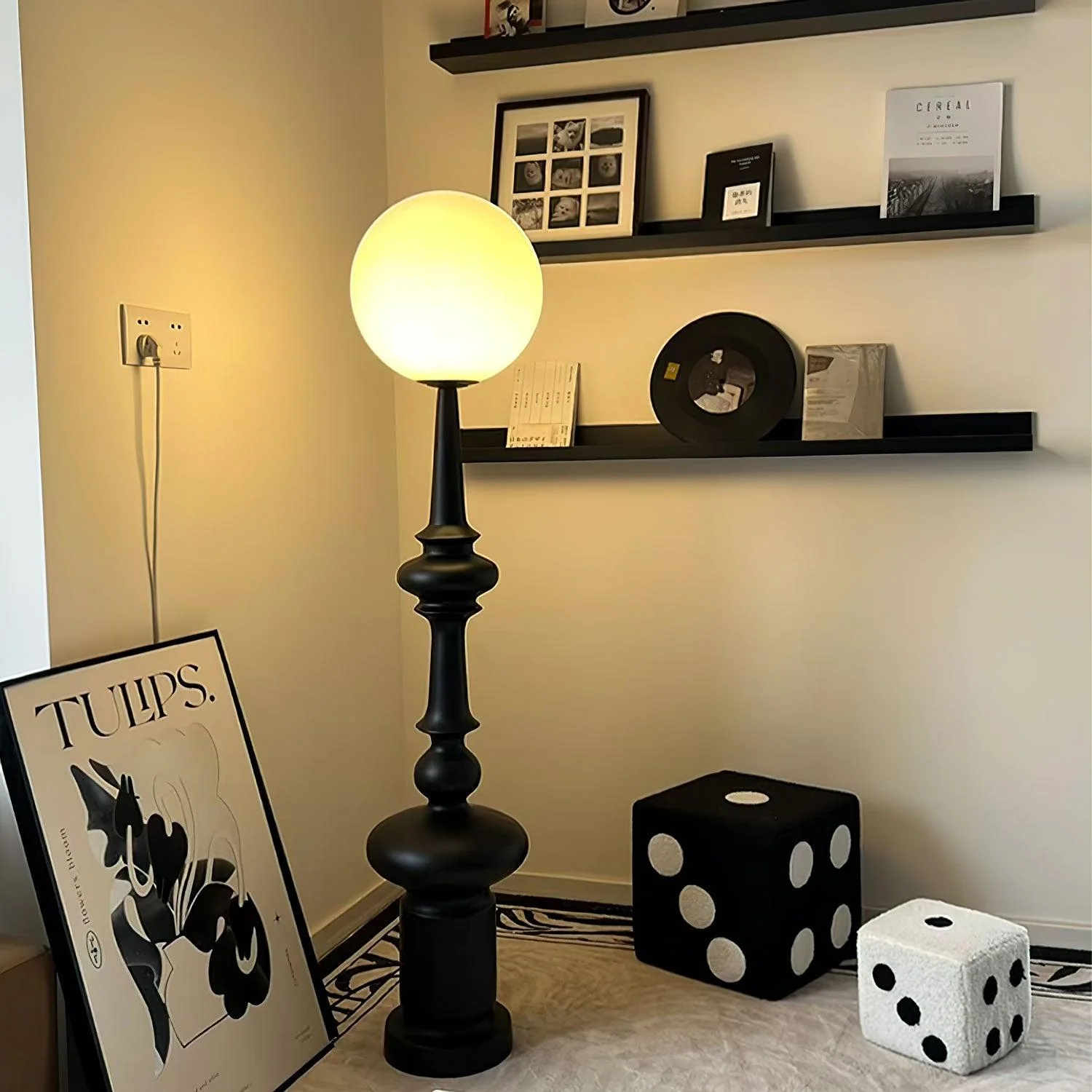 Roman Column Floor Lamp - ∅ 11.8″ x H 54.3″ / Dia 30cm x H 138cm / Black / US plug