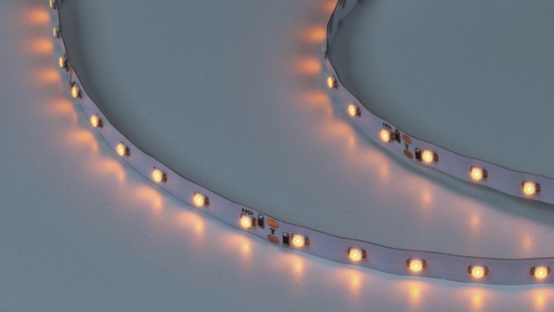 Лента светодиодная стандарт 3528, 60 LED/м, 4,8 Вт/м, 24В, IP20, Цвет: Желтый 022310