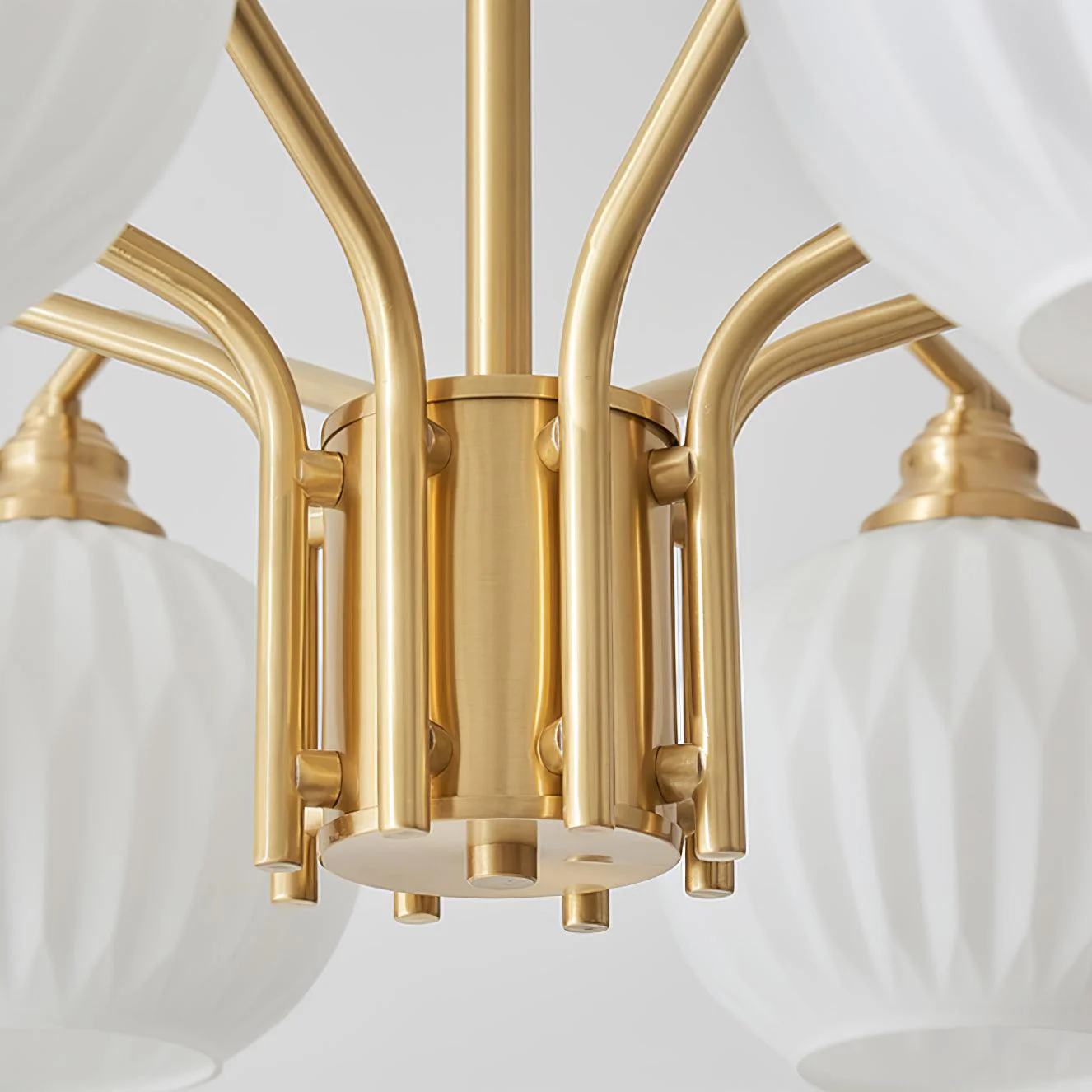 Люстра Ribbed Glass Gold - 5 плафонов ∅70см x 45см, золотой, белый