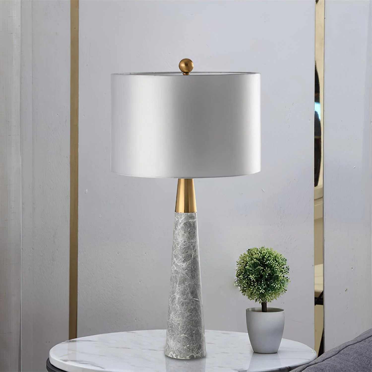 Expino Table Lamp - ∅ 15.7″ x H 30.3″ / Dia 40cm x H 77cm / Gold & Grey / AU plug