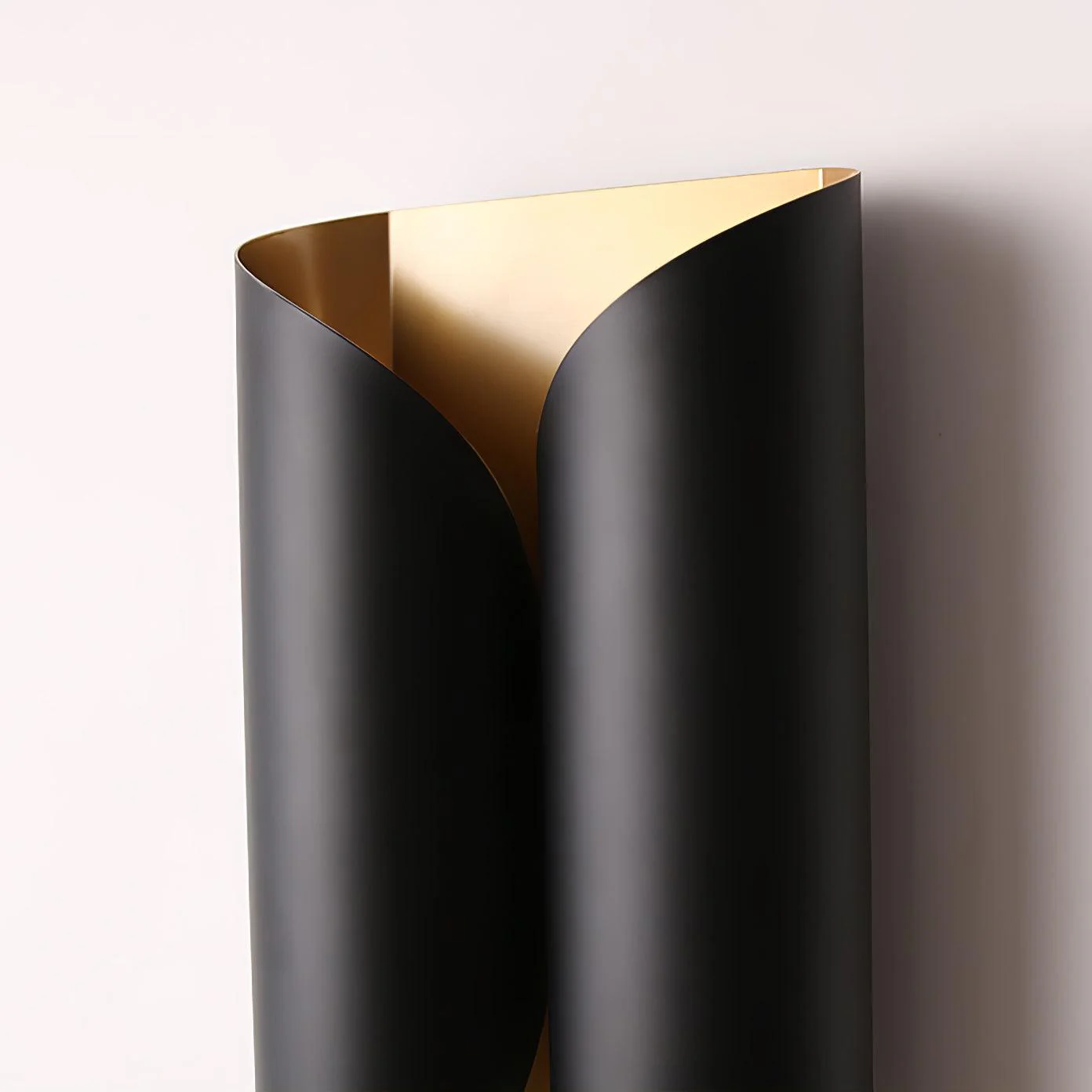 Lux Wall Light - W 7.1″ x H 10.8″ / W 18cm x H 27.5cm Set Of 2 / Black & Gold