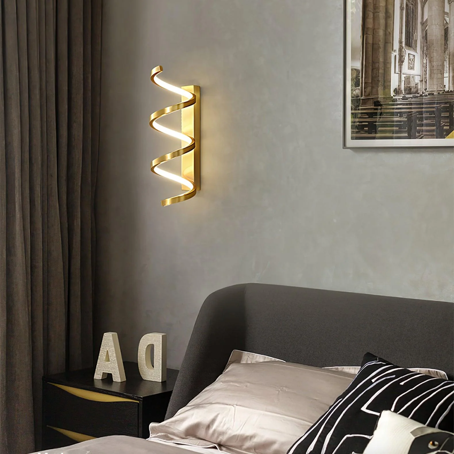 Spiral Wall Light - Set of 2 / Brass / Three-Color Changing Light