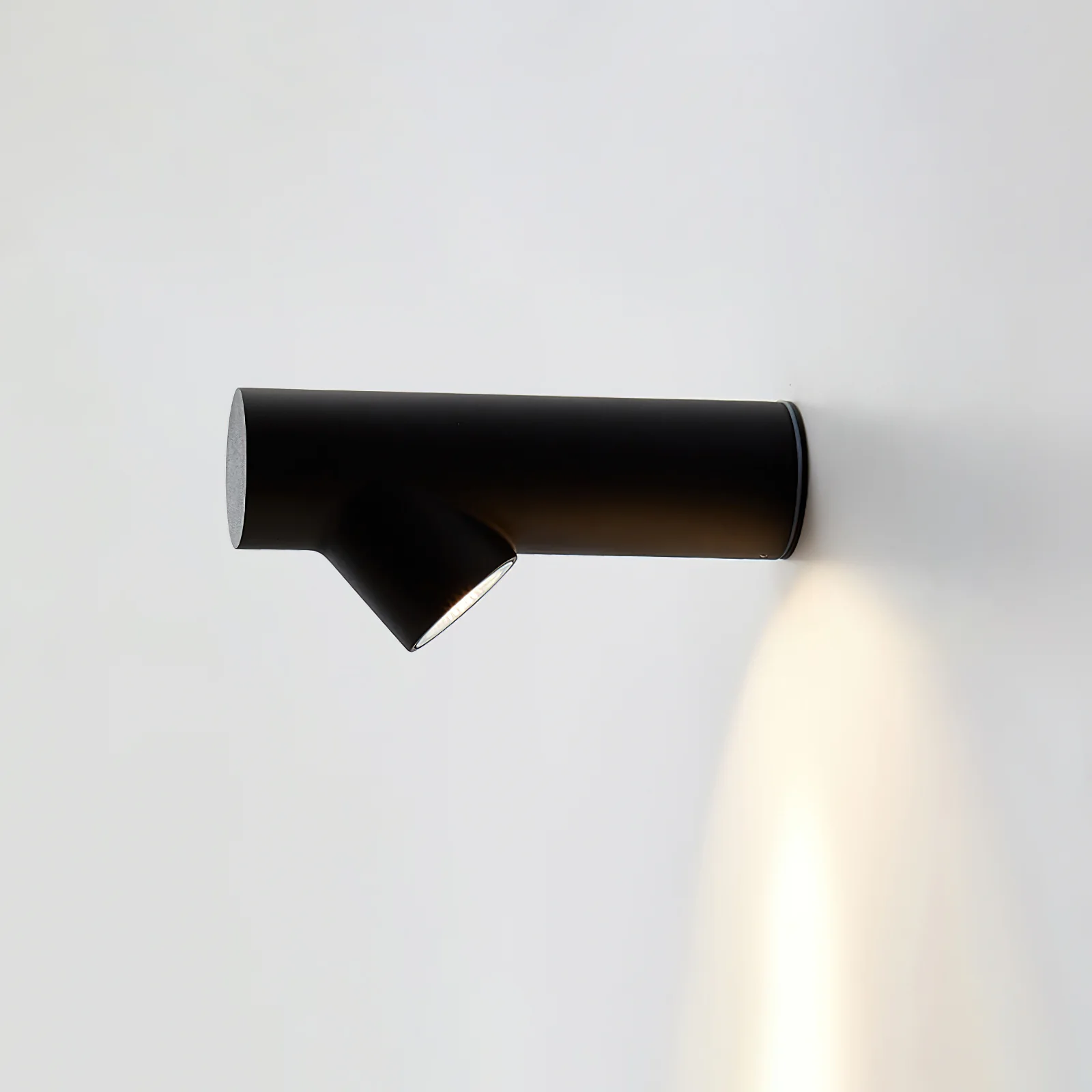 Pipeline Tube Wall Sconce - ∅ 2.4″ x H 3.9″ x L 9.1″ / White & Warm Light / Set Of 2