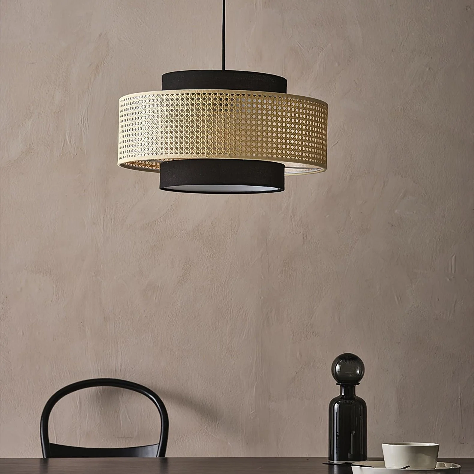 Подвесной светильник Drum Shade - ∅40см x 22см, черный, натуральный ротанг