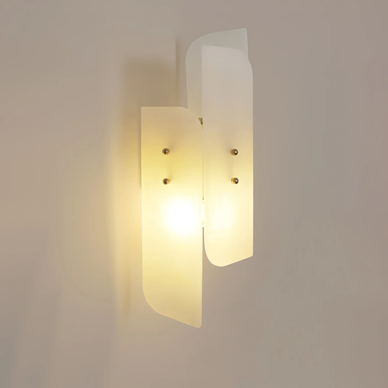 Megalith Alabaster Wall Light - ∅ 5.9″ x H 15.7″ / Dia 15cm x H 40cm / Brass & White / Set of 2