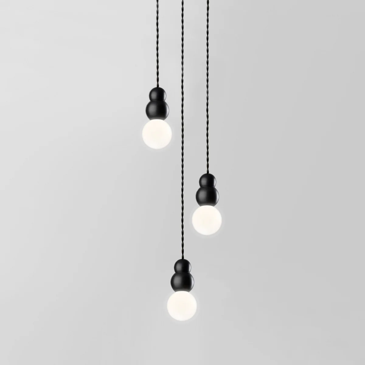 Подвесной светильник Ball Series - ∅8см x 18см, черный