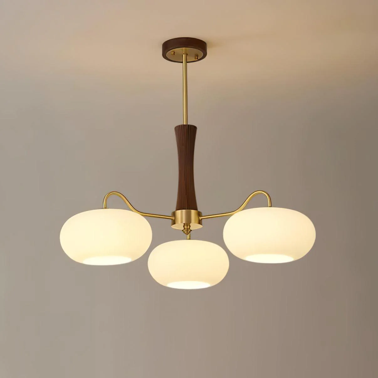 Люстра Brass Wooden Persimmon - 3 плафона ∅68см x 43см, латунь, натуральное дерево, белый