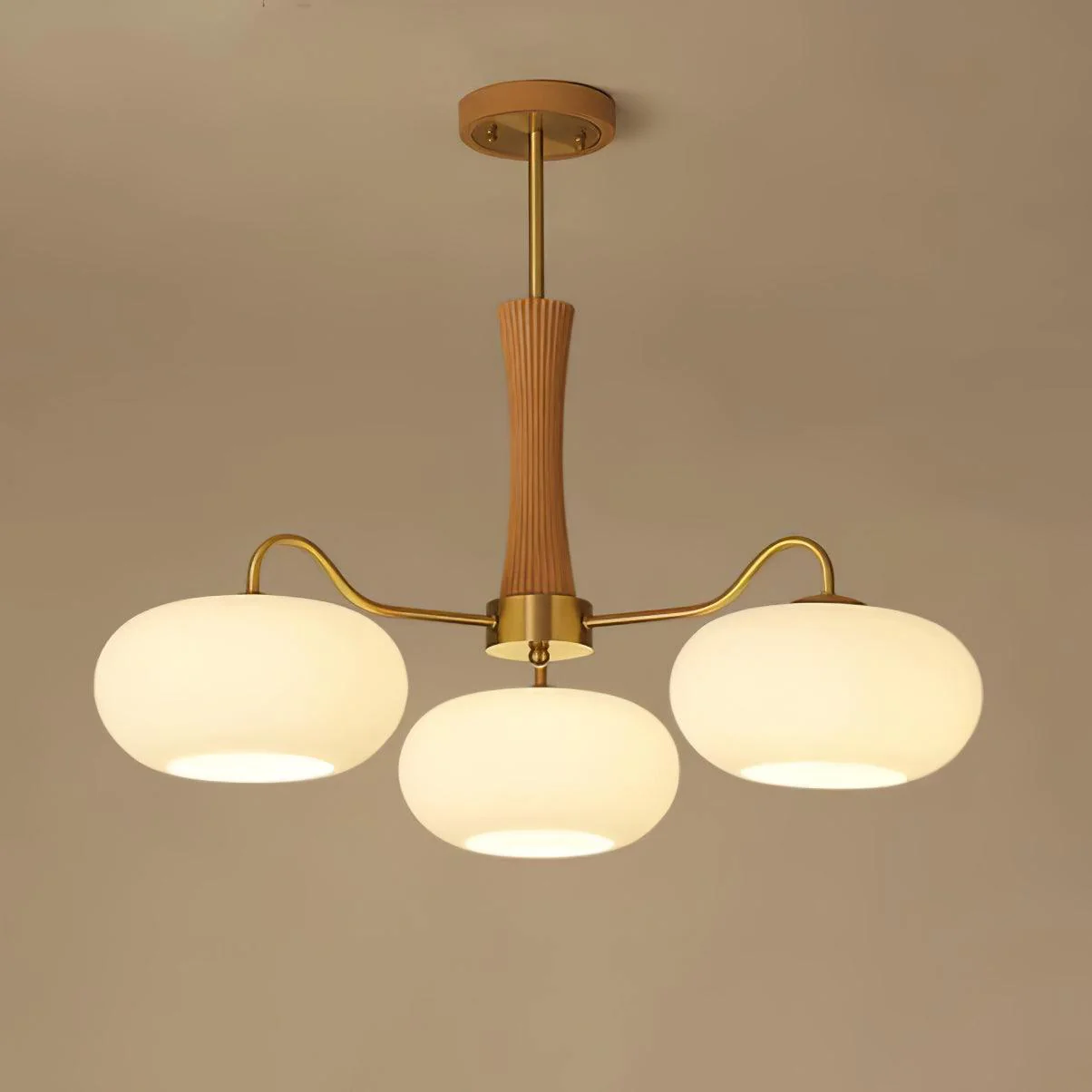 Люстра Brass Wooden Persimmon - 3 плафона ∅68см x 43см, латунь, натуральное дерево, белый