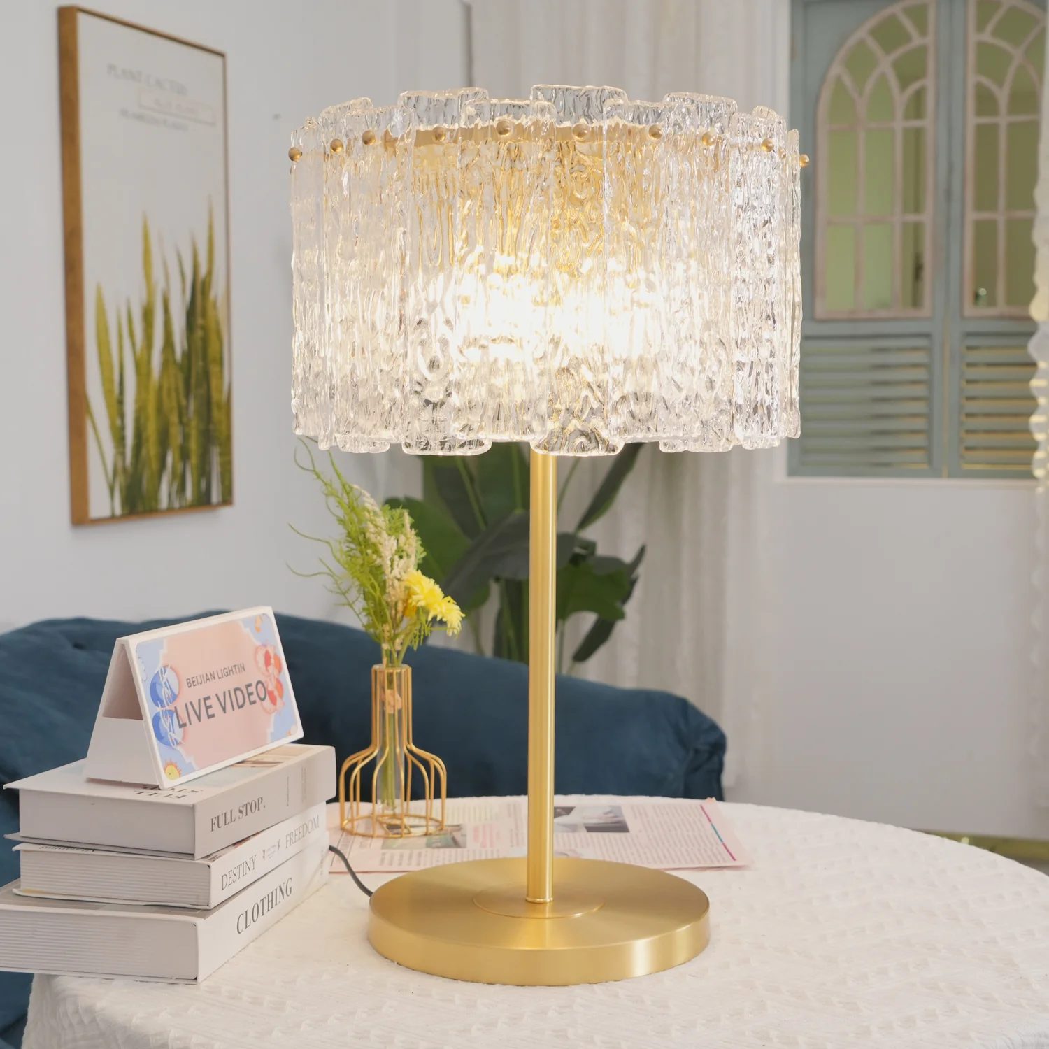 Skylar Table Lamp - ∅ 13.7″ x H 23.6″/ Dia 35cm x H 60cm / Brass & Clear / AU plug