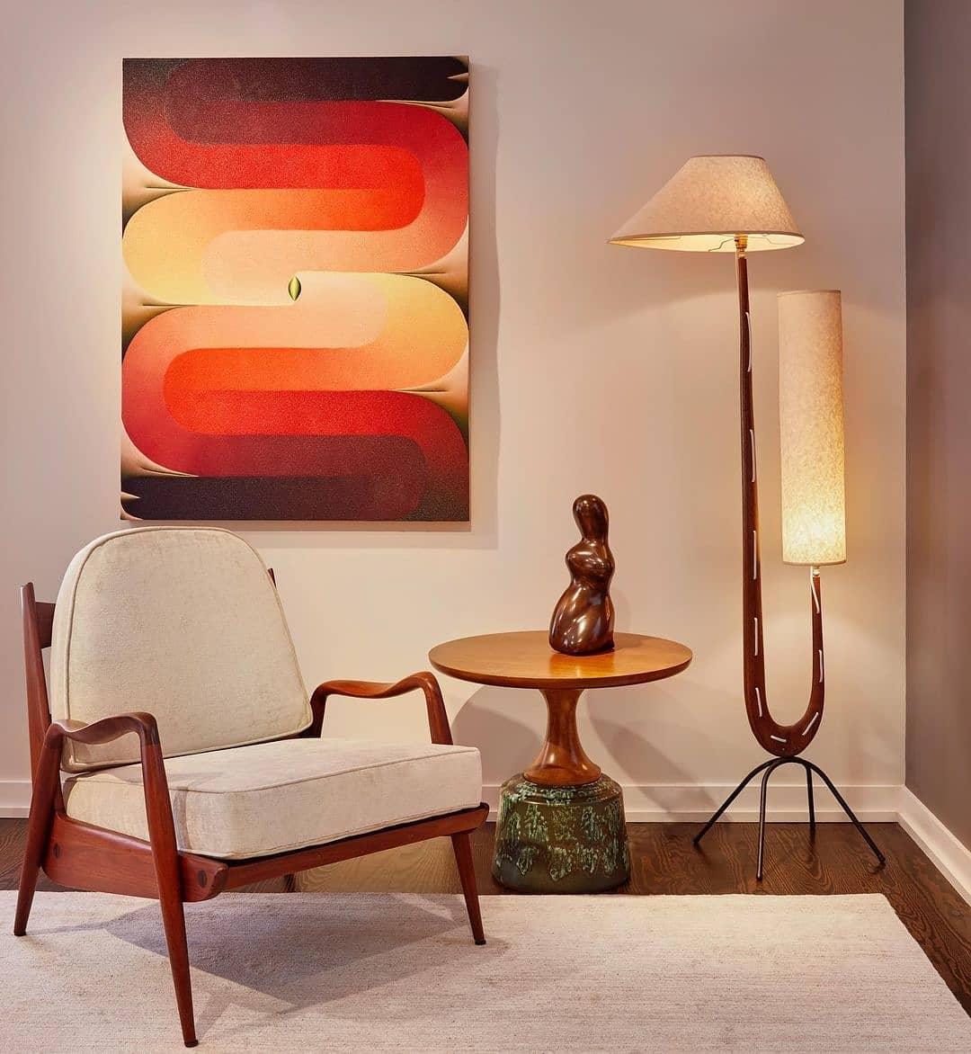 Giraffe Floor Lamp - ∅ 21.6″ x H 63.7″ / Dia 55cm x H 162cm / Walnut & White & Stainless steel / UK plug