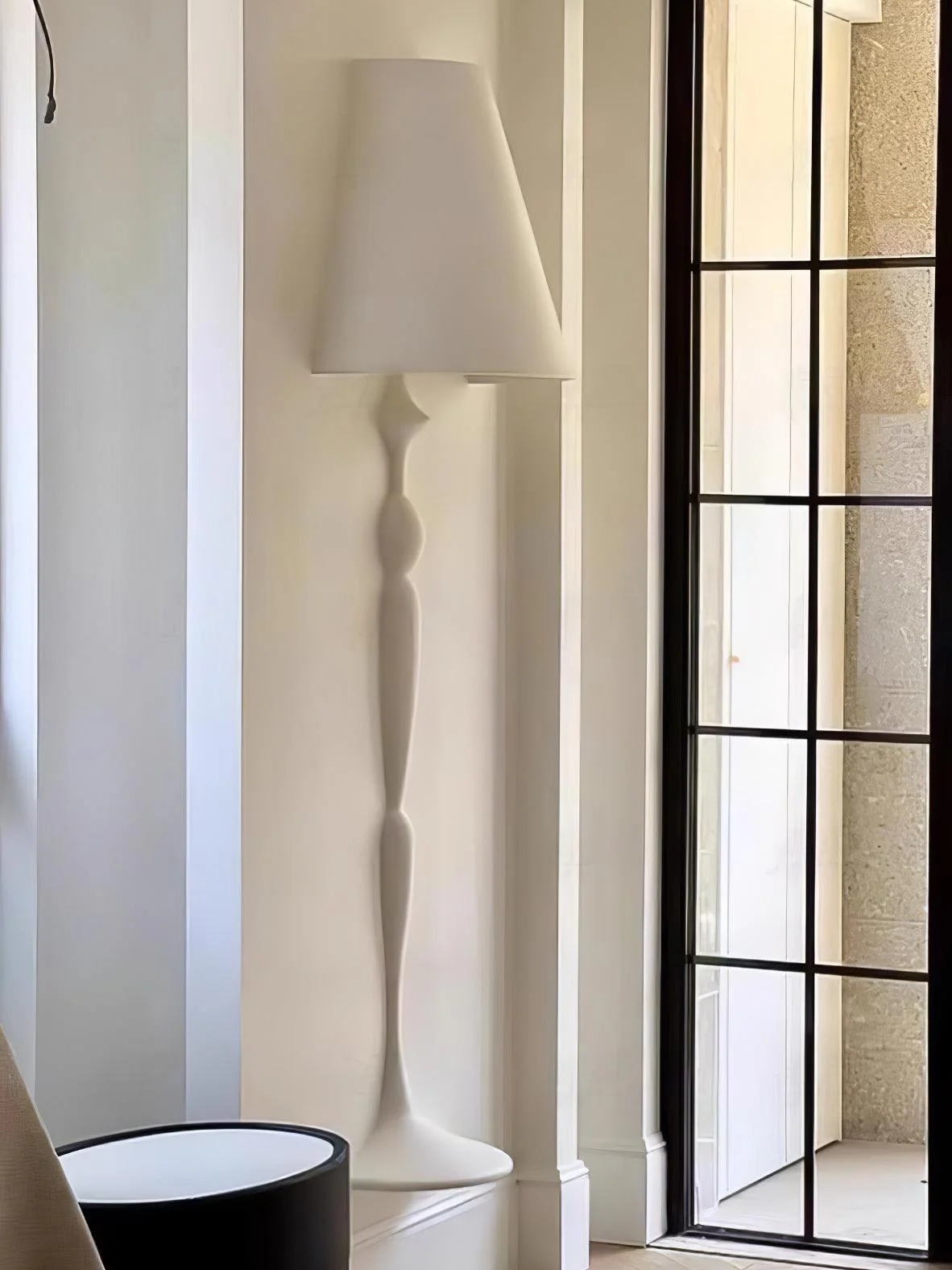 Plaster Picture Wall Lamp - ∅ 15.6″  x H 25.8″ / Dia 39.5cm x H 65.5cm Set of 2 / White / Cool Light