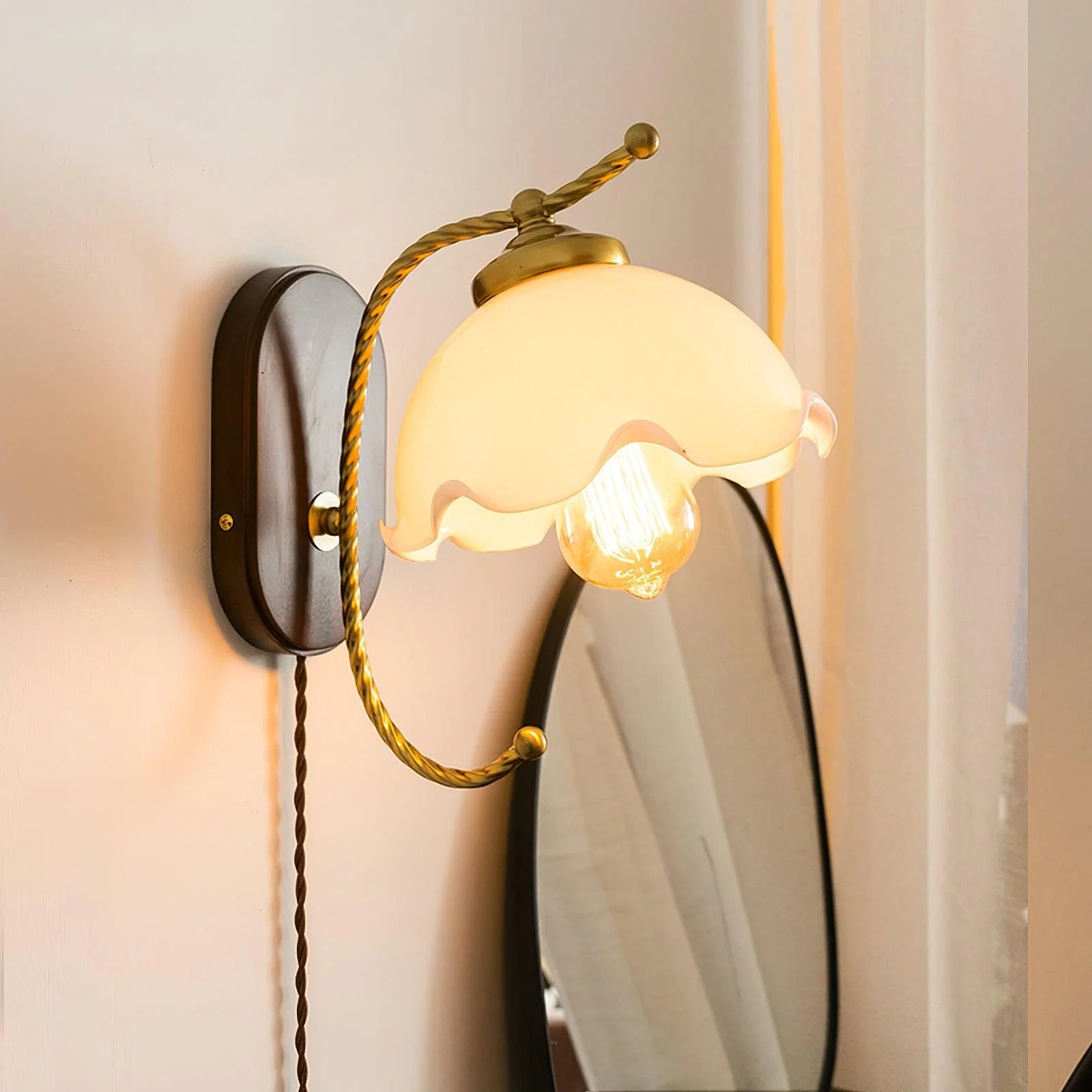 Milky Flower Wall Light - ∅ 5.9″ x H 6.5″ / Dia 15cm x H 16.4cm / Wooden+White / US plug