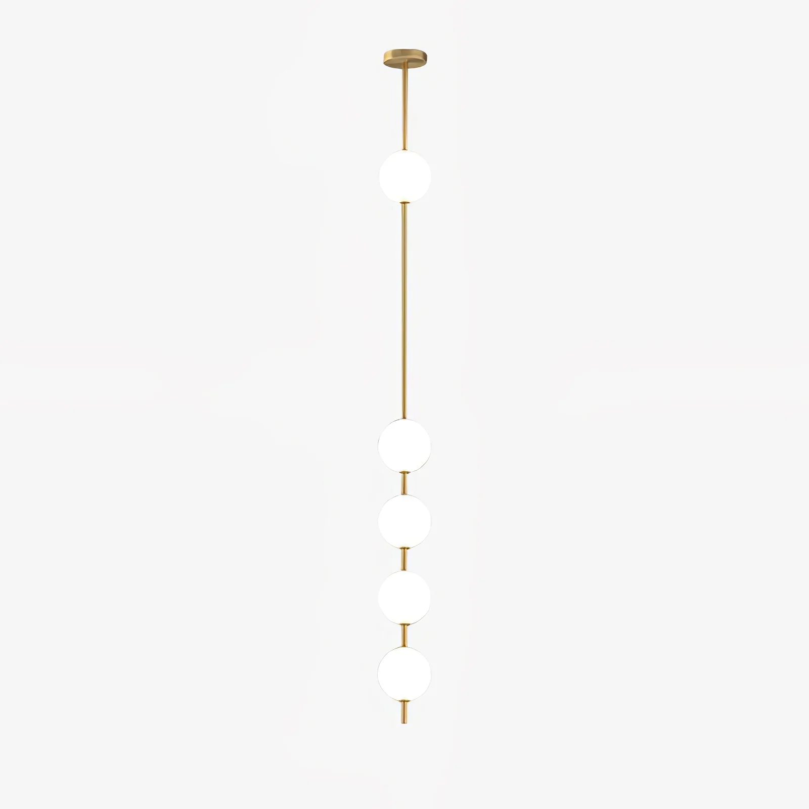 Подвесной светильник Vertical Balls - 5 источников света ∅12см х 154см, латунь, пластиковый шар, теплый свет