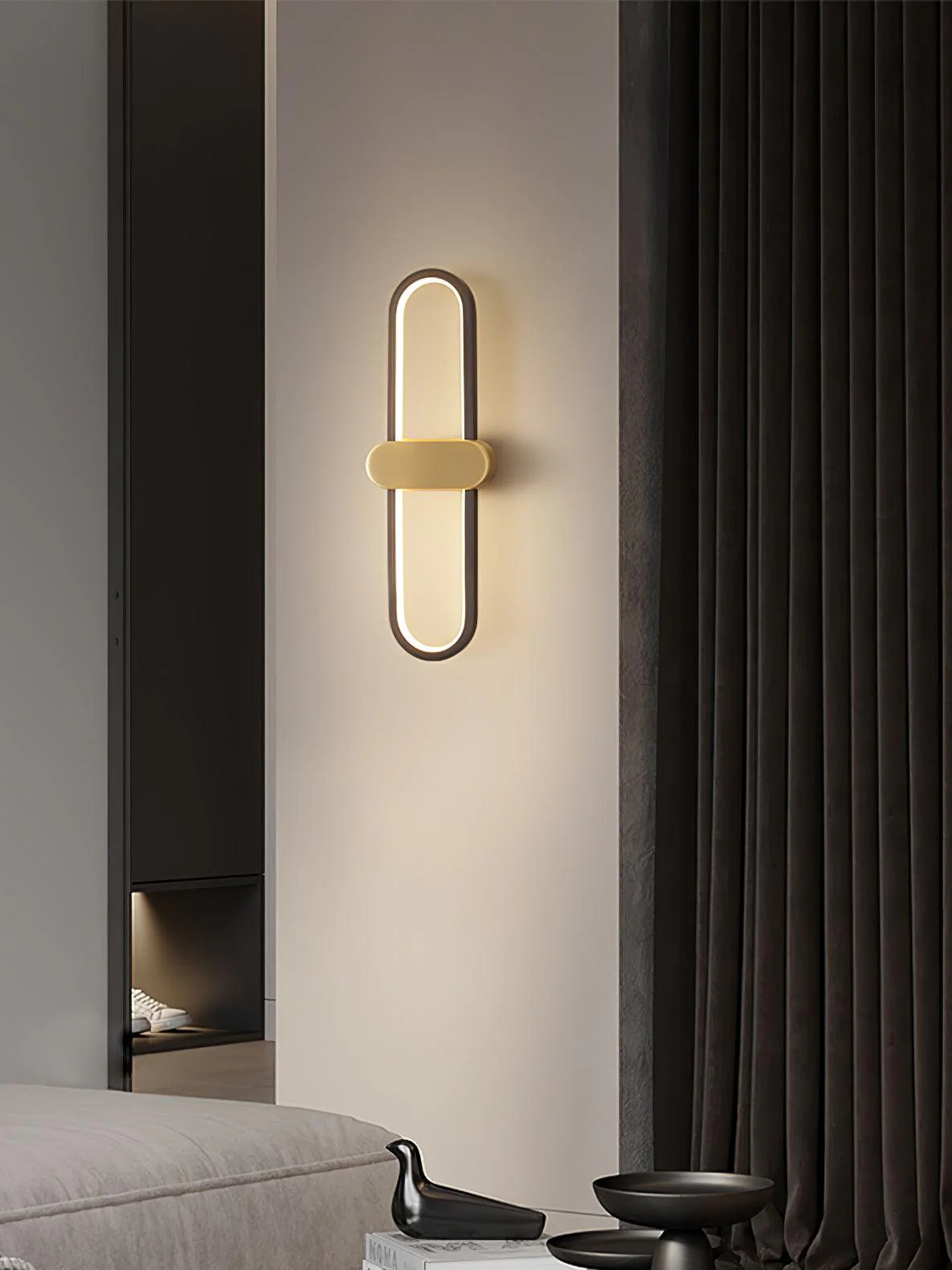 Настенный светильник Oval LED - ∅13см х 40см, золотой, черный, холодный свет