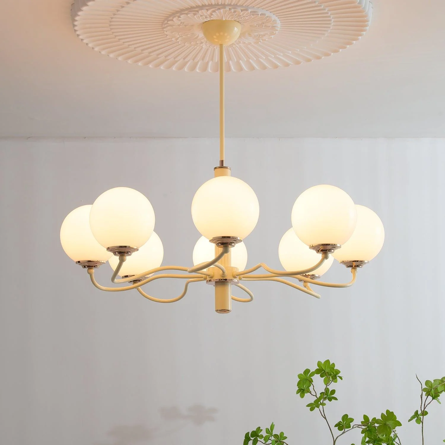 Люстра Radiant Globe - 3 плафона ∅53см x 38см, кремовый, желтый и белый