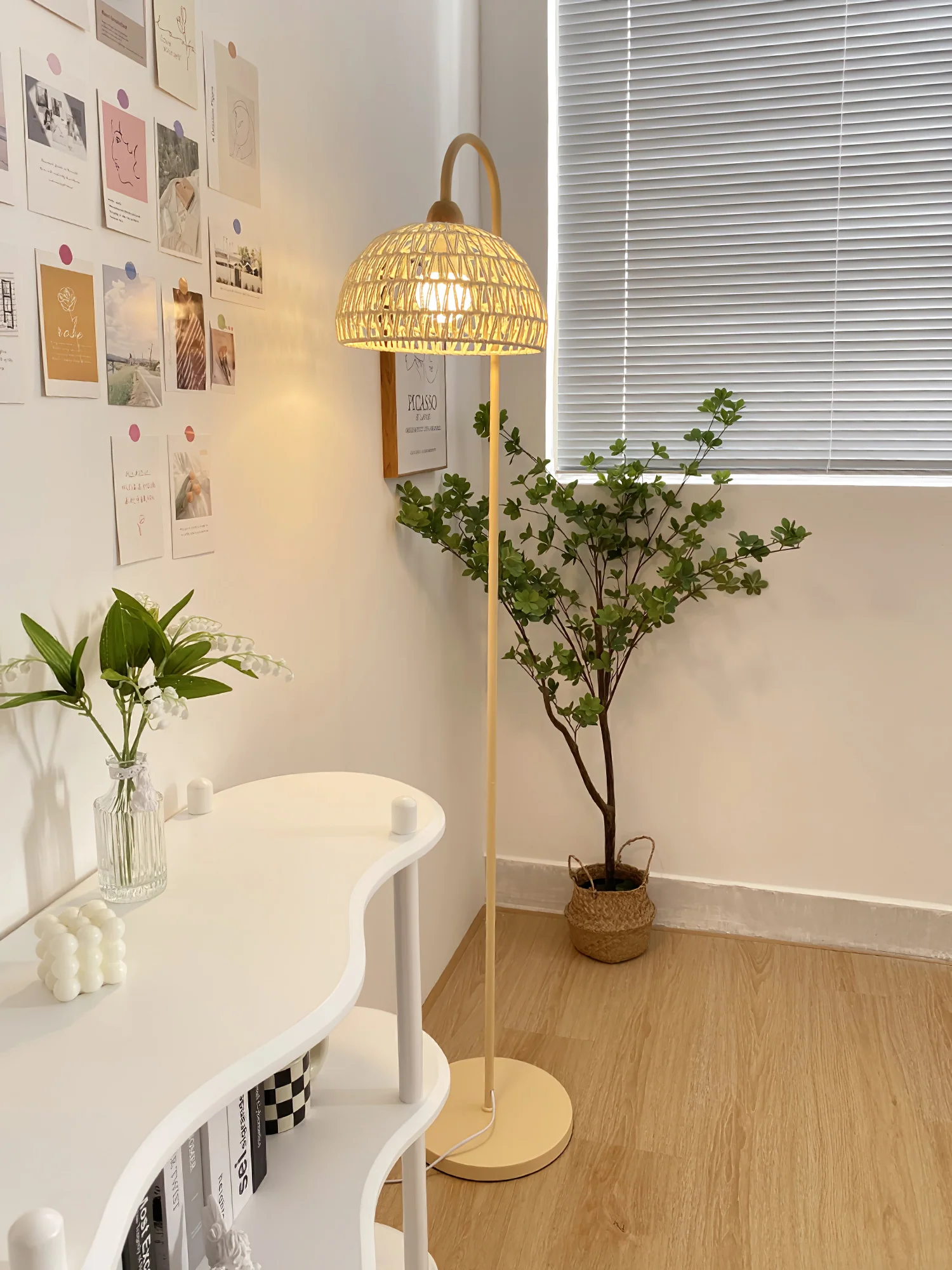 Торшер Rattan Arch - ∅ 30см x 155см, бежевый