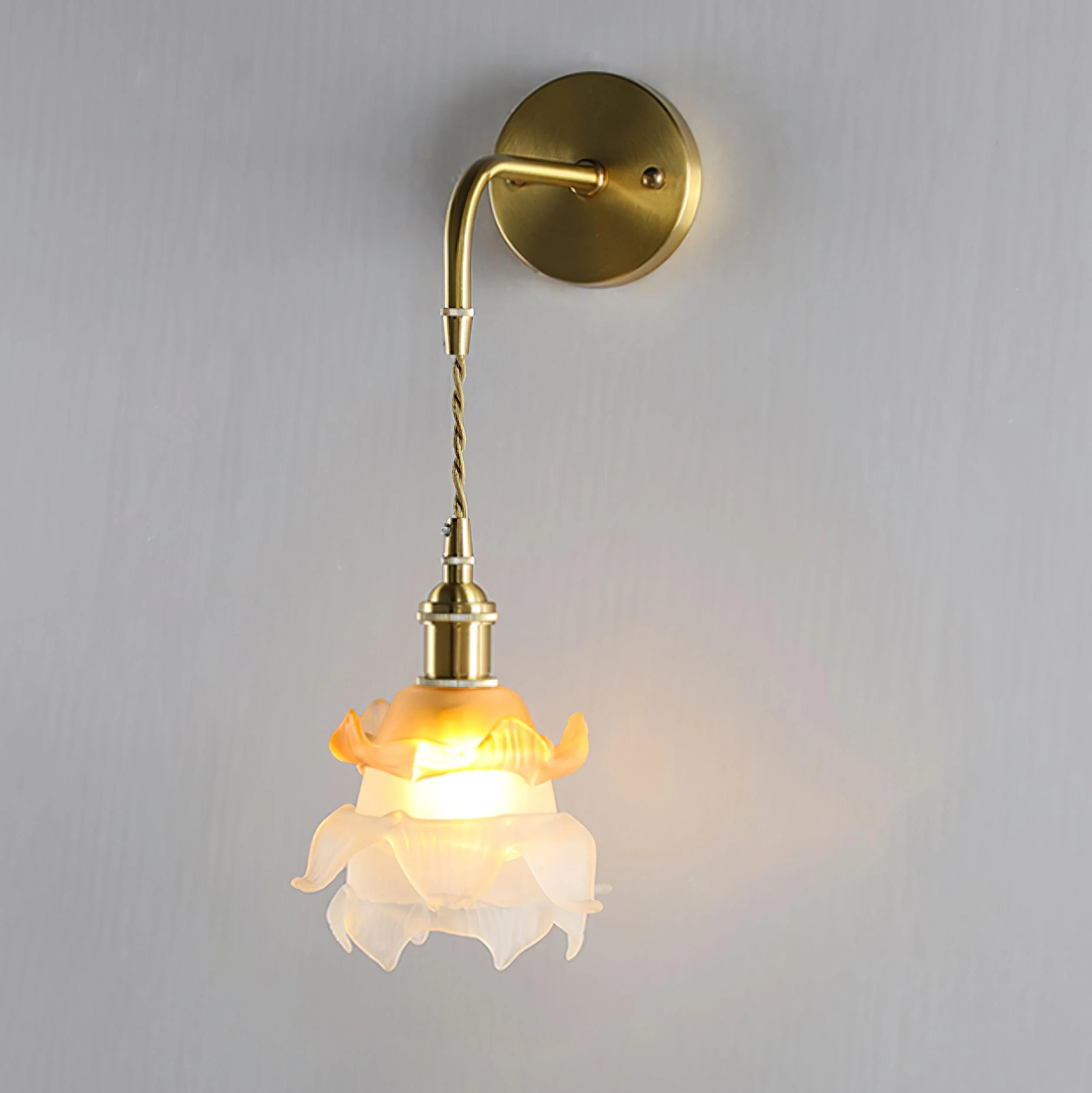 Laura Brass Wall Lamp - Set of 2 / Brass