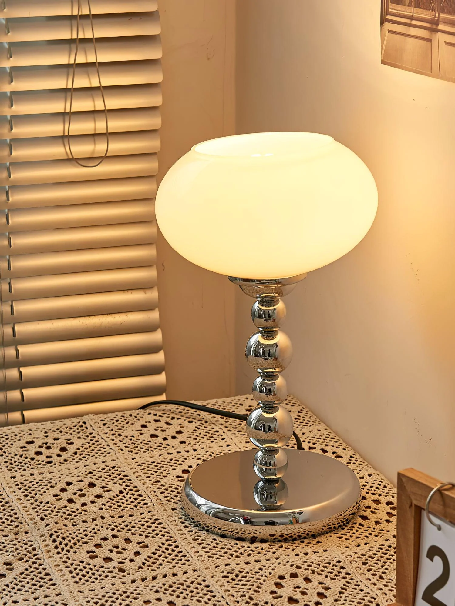 Oval Persimmon Table Light - ∅ 7.1″ x H 12.6″ / Dia 18cm x H 32cm / Chrome+Dark orange / US plug