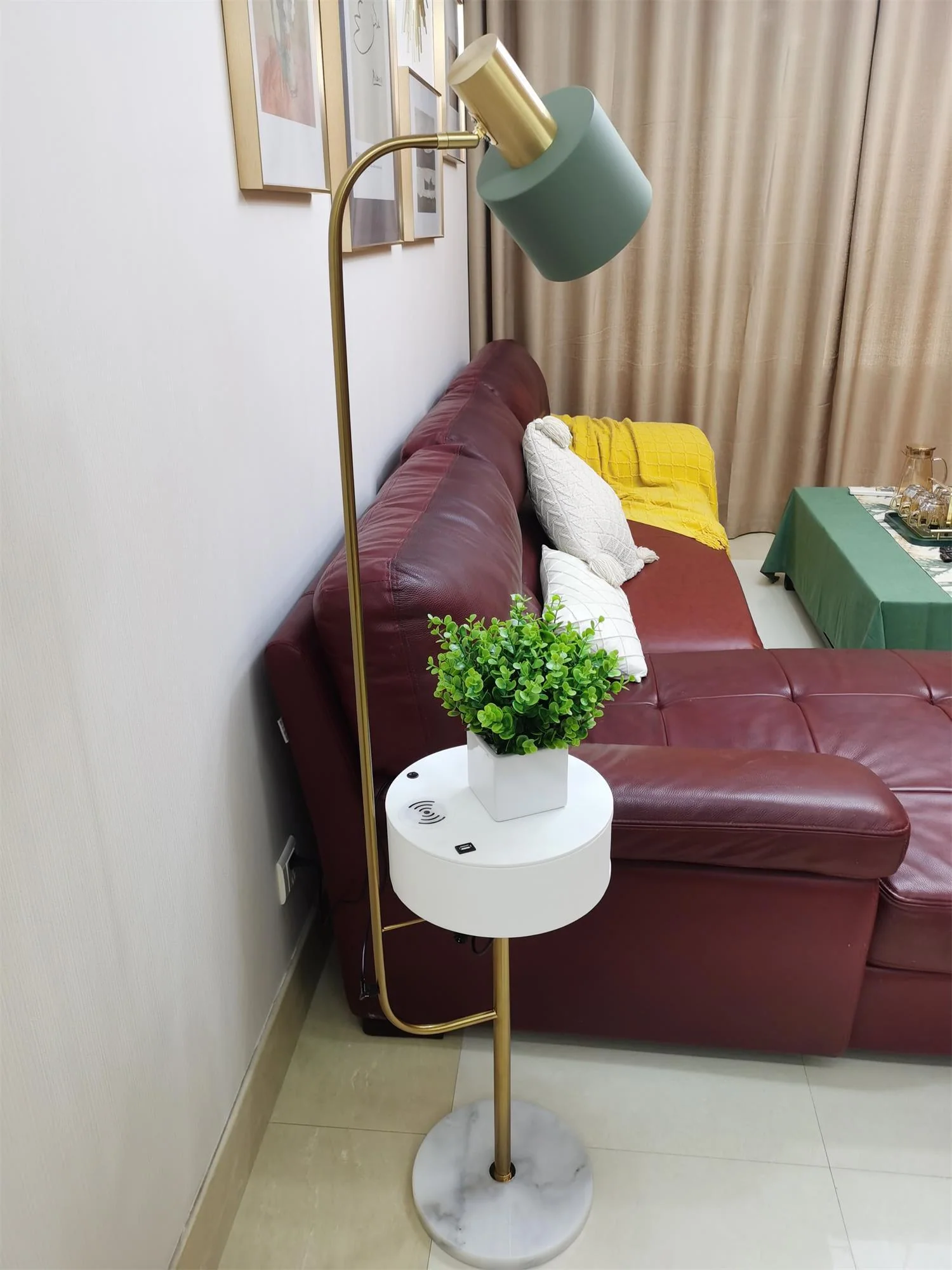 Agueda Floor Lamp - ∅ 11.8″ x H 59″ / Dia 30cm x H 150cm / Black / US plug