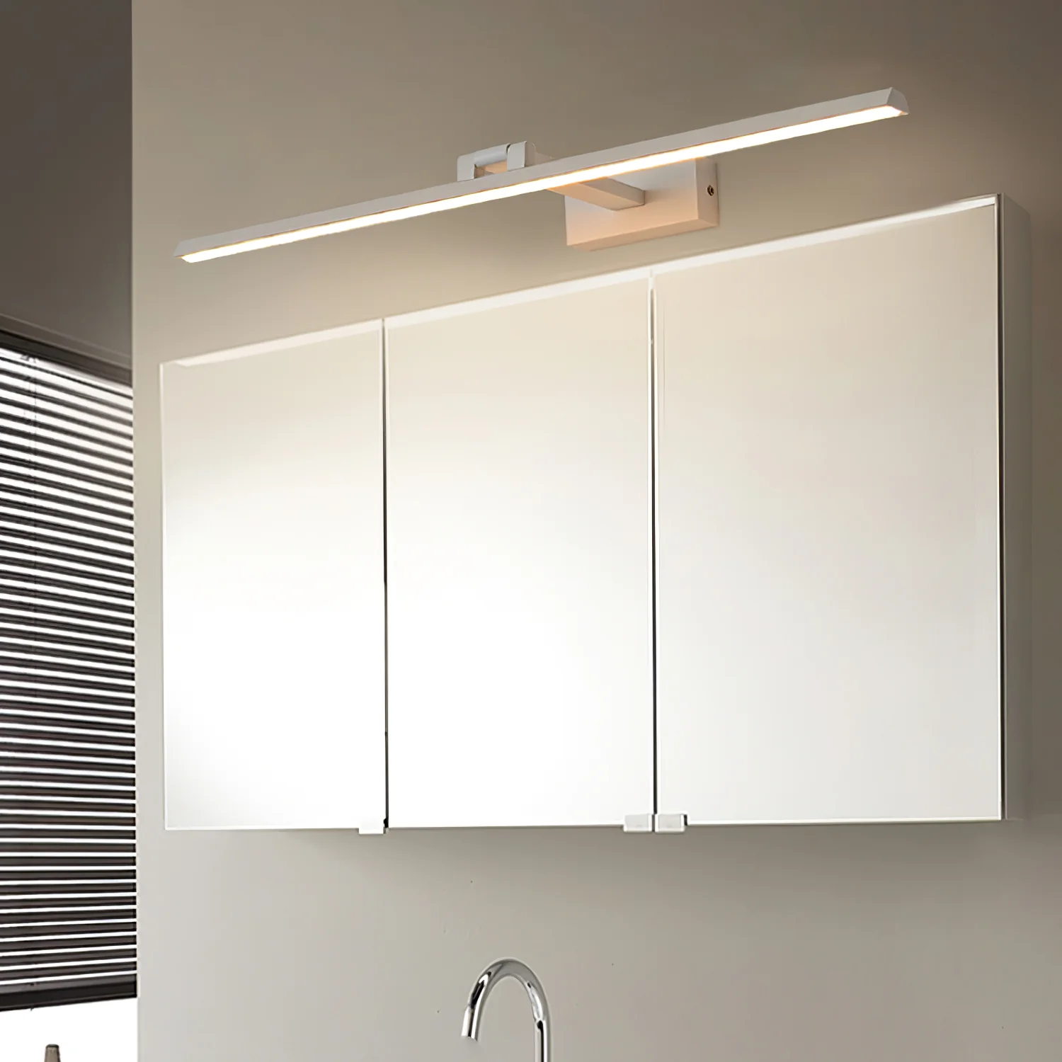 Настенный светильник Linear Bathroom - ∅80см x 6см, черный, теплый свет