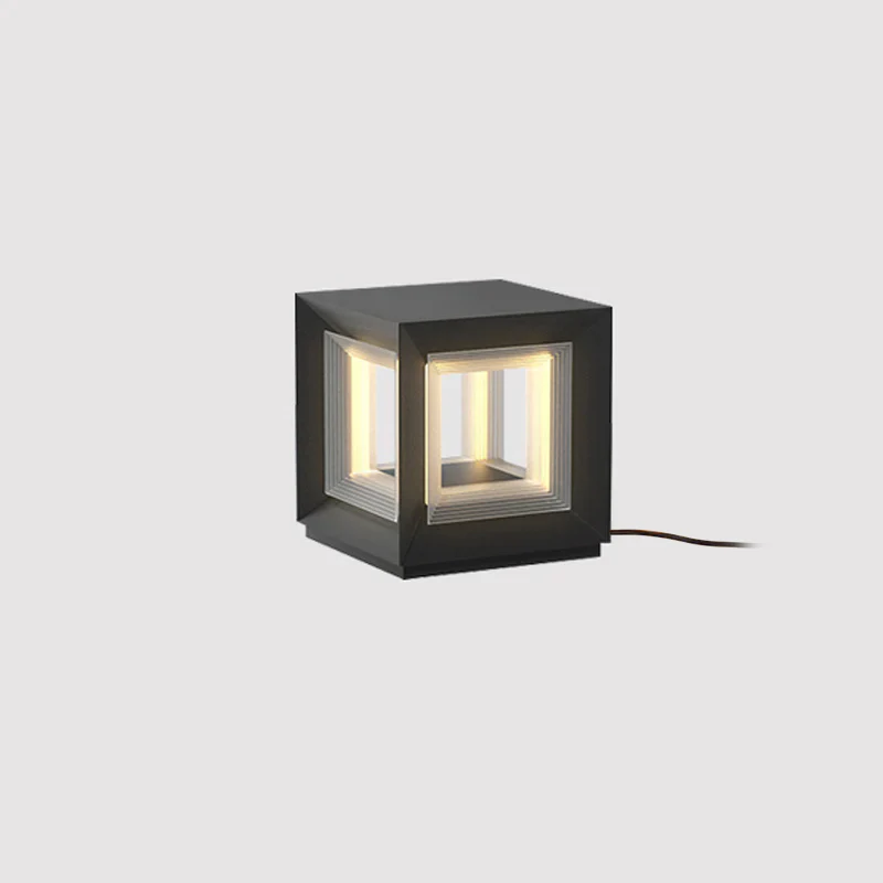 Уличный светильник Light Cube - модель A, проводная версия, 25см x 25см x 14см, теплый свет