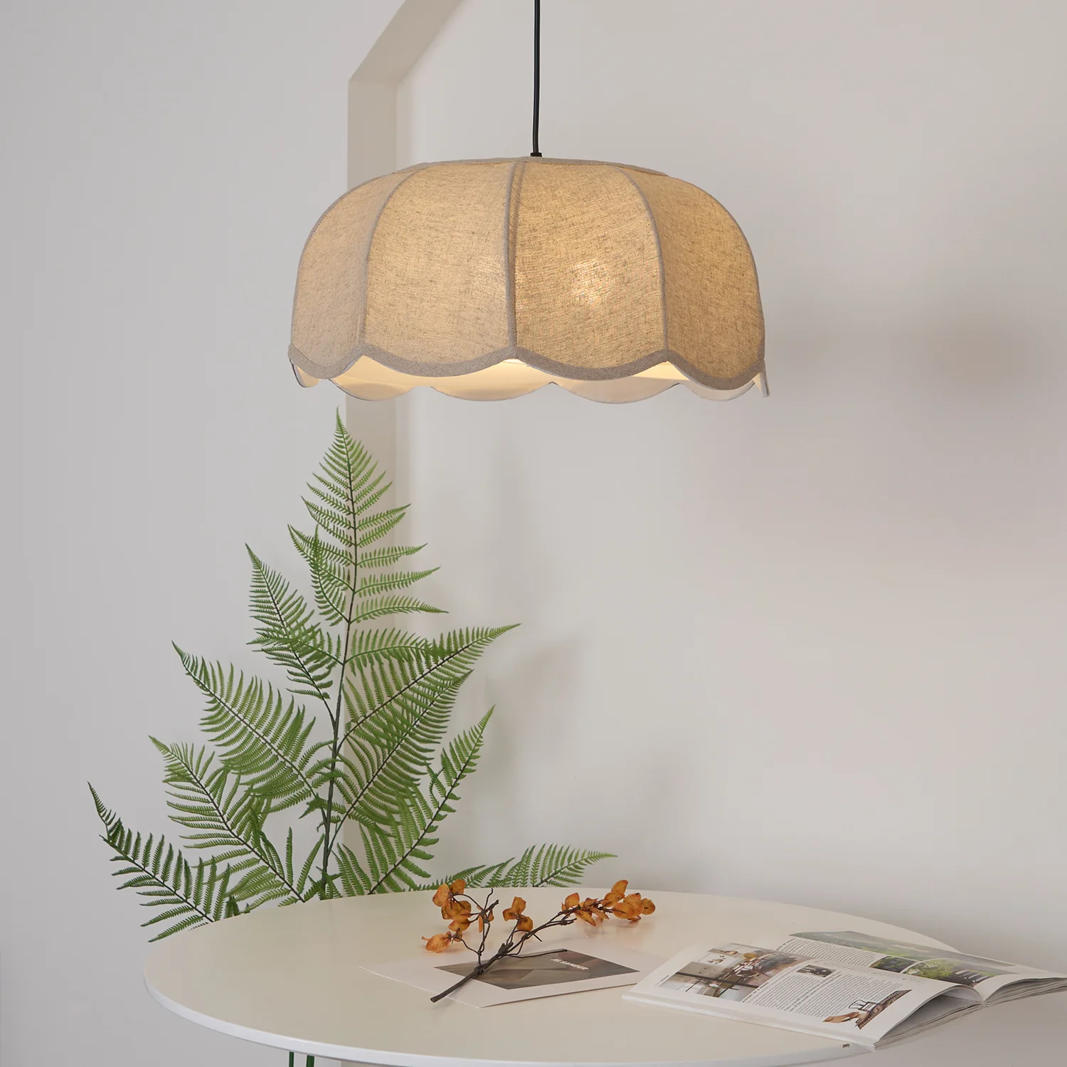Подвесной светильник Banana Leaf - ∅55см x 25см, бежевый