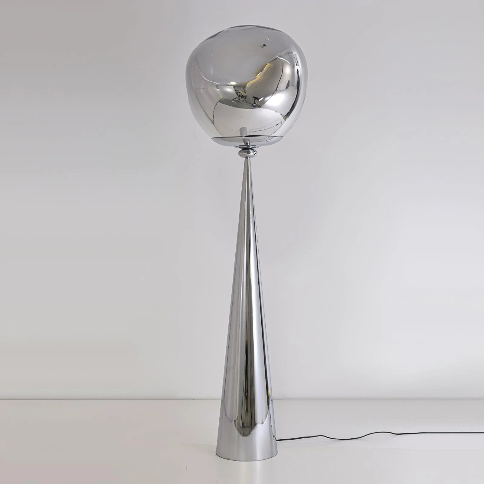 Cone Lava Floor Lamp - ∅ 17.7″ x H 61″ / Dia 45cm x H 155cm / Gold / AU plug