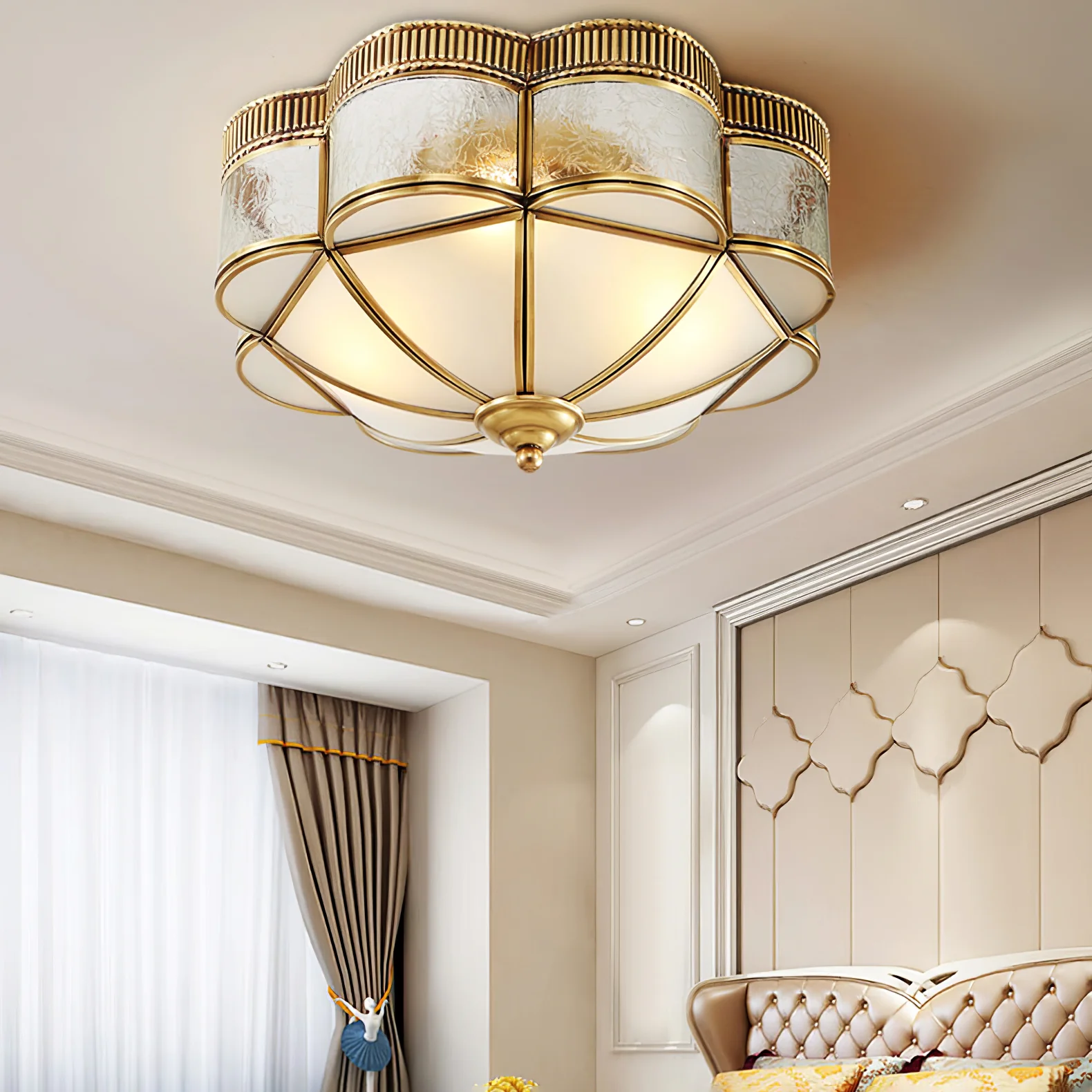 Потолочный светильник Brass Domed Flush - ∅45см x 20см, латунь
