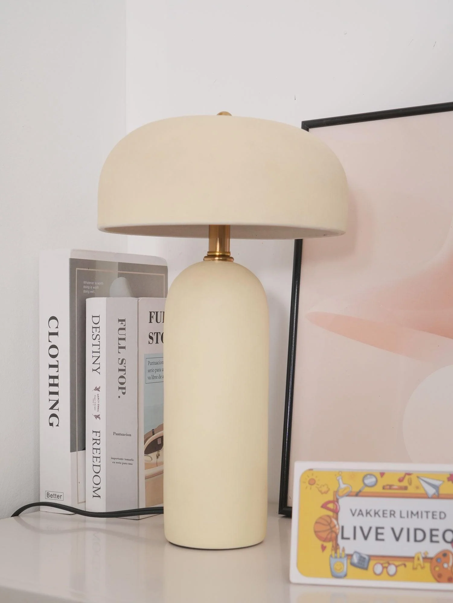 Fungi Glow Table Lamp - ∅ 8.7″ x H 13″ / Dia 22cm x H 33cm / White / UK plug
