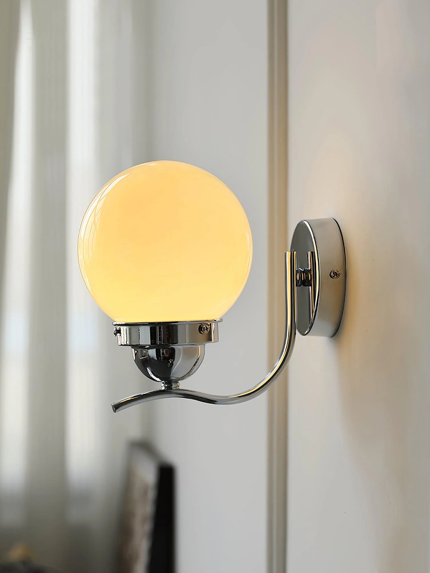 Ryttenberg Wall Lamp - Set of 2 / Chrome+Beige