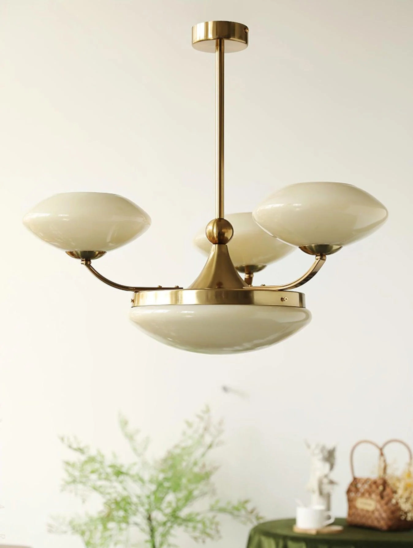 Люстра Keston - 6 плафонов ∅70см x 28см, хром, белый