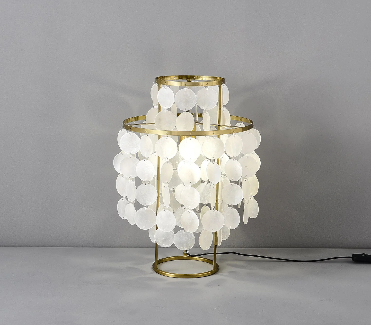 Настольный светильник Round Shell - ∅30см x 48см, хром