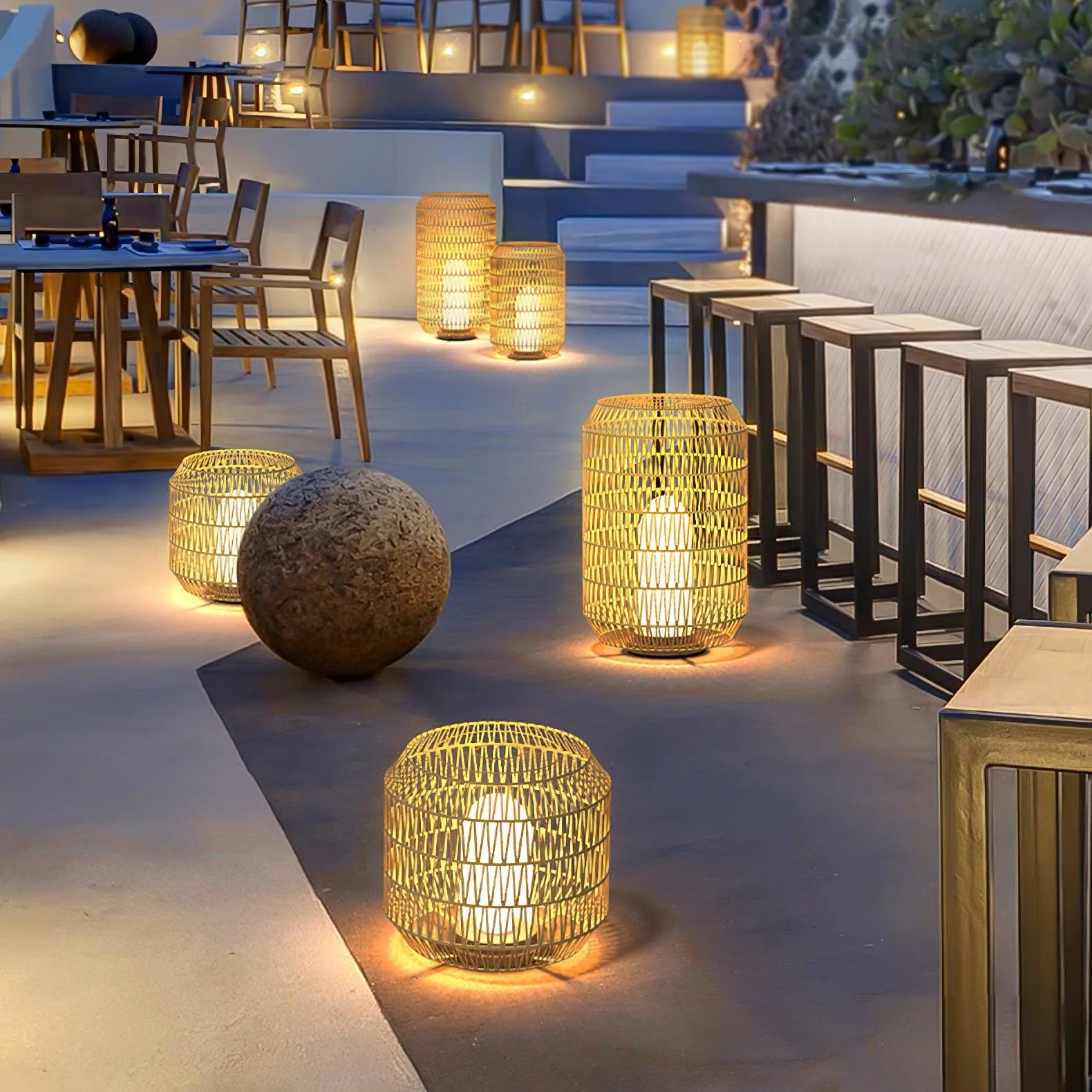 Настольный светильник Woven Rattan - модель A ∅31см x 52см, ротанг, теплый свет, проводной