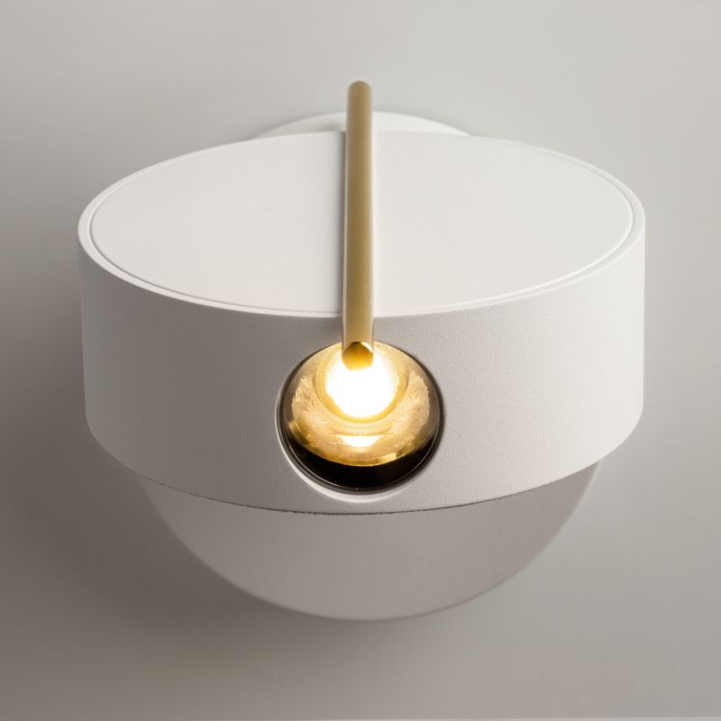 Настенный светильник (бра) Maytoni Nuance MOD180WL-L4W3K1