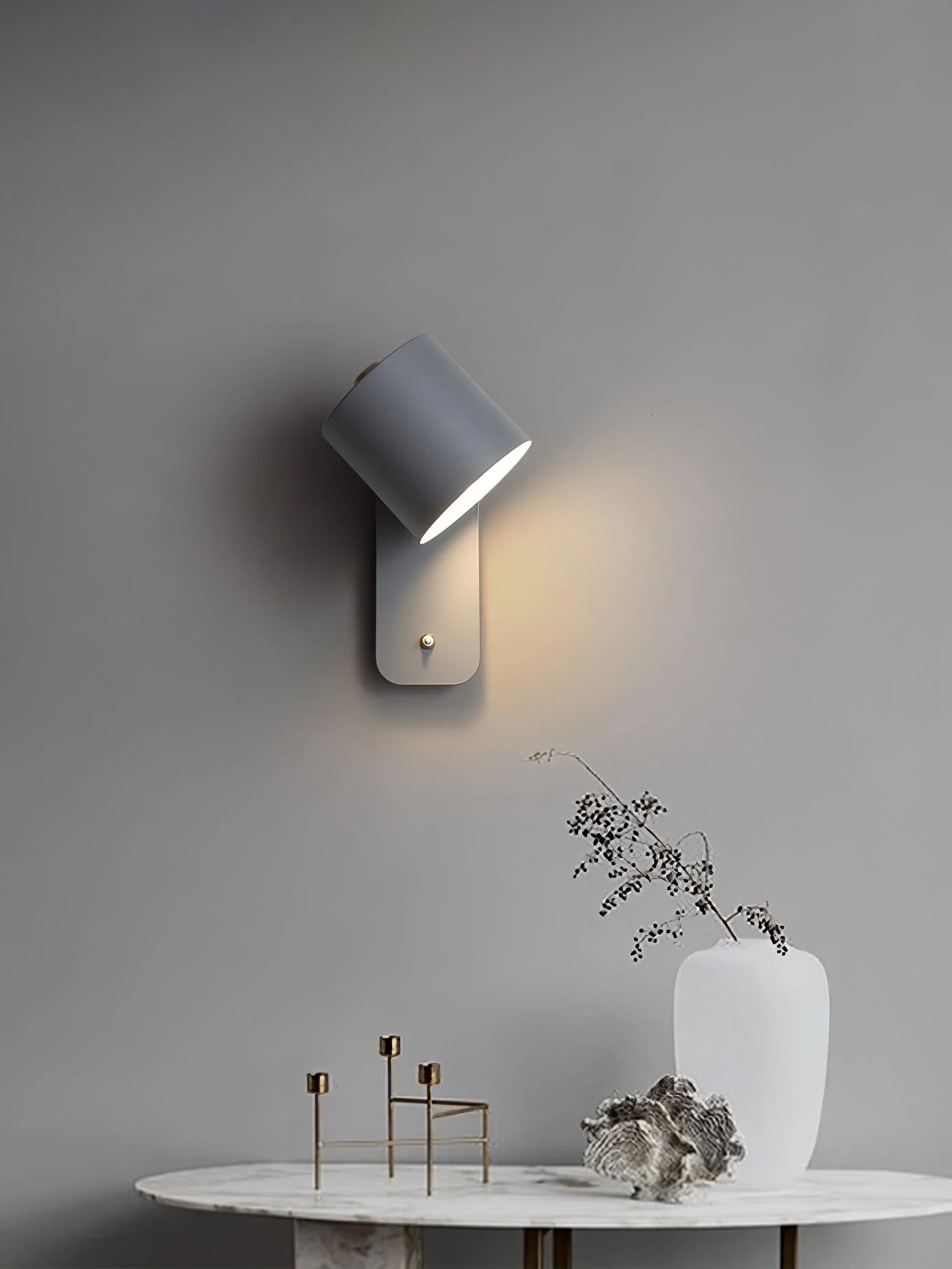 Настенный светильник Rotatable Cylinder Plug-in - ∅13см x 30см, белый
