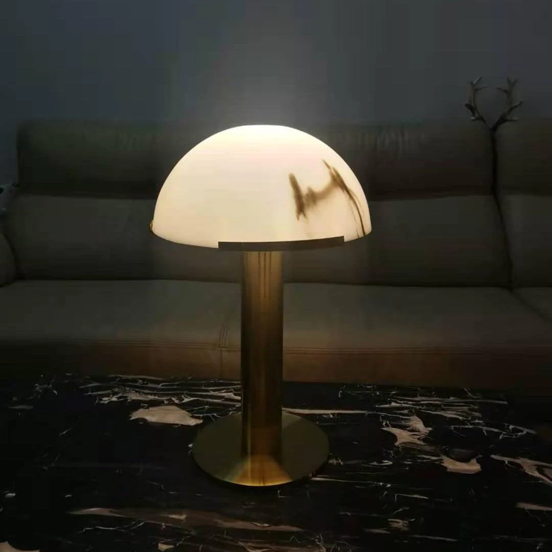 Настольный светильник Elegance Alabaster - ∅30см x 50см, золотой, белый, стекло