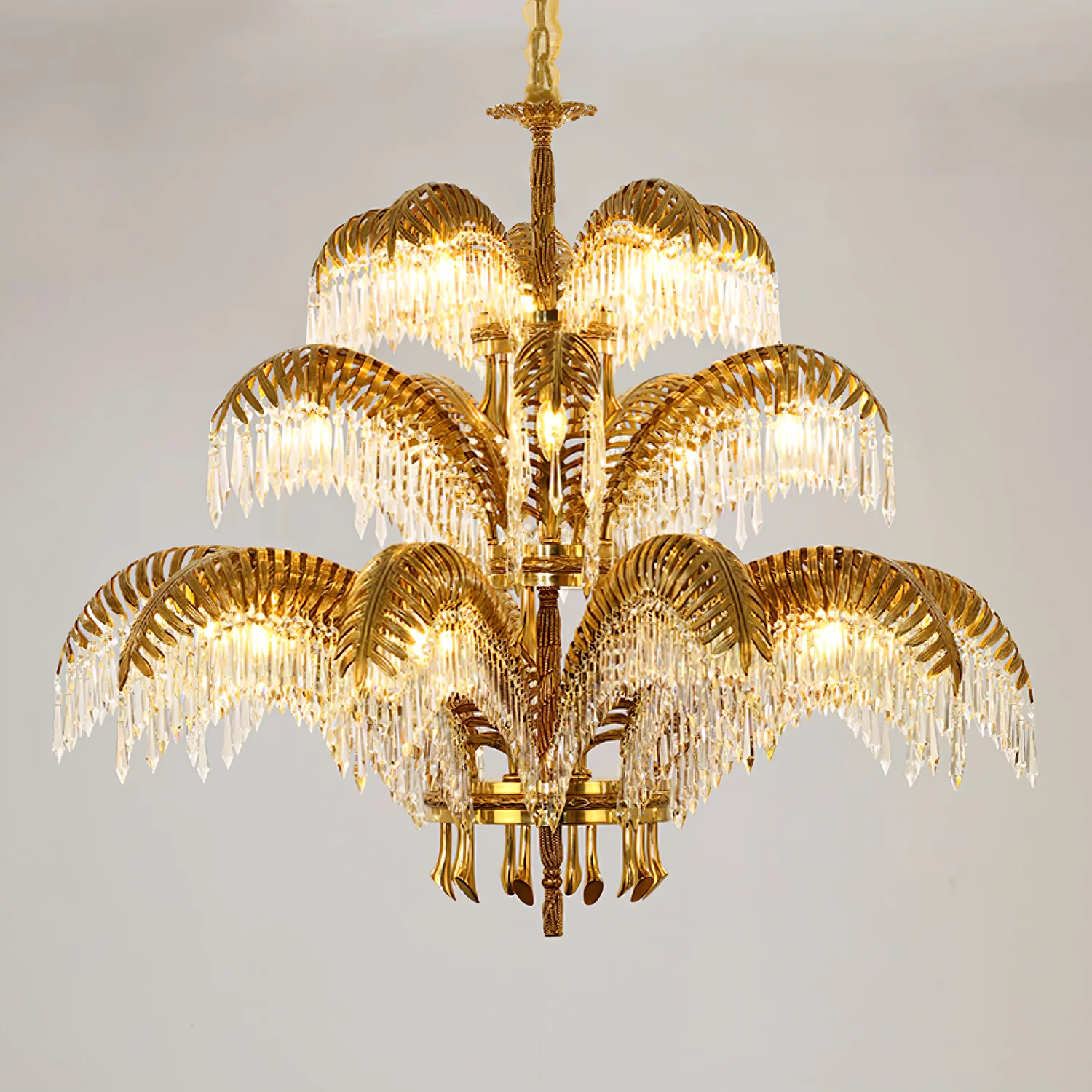 Люстра Brass Palm Leaf Crystal - 8 подвесов ∅82см x 50см, латунь, прозрачный кристалл