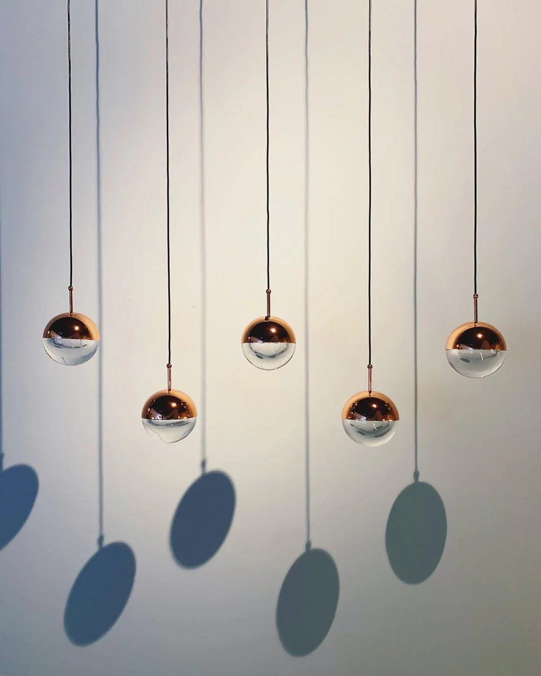 Подвесной светильник Restaurant Art LED - 5 плафонов ∅70см x 200см, розовое золото, теплый свет
