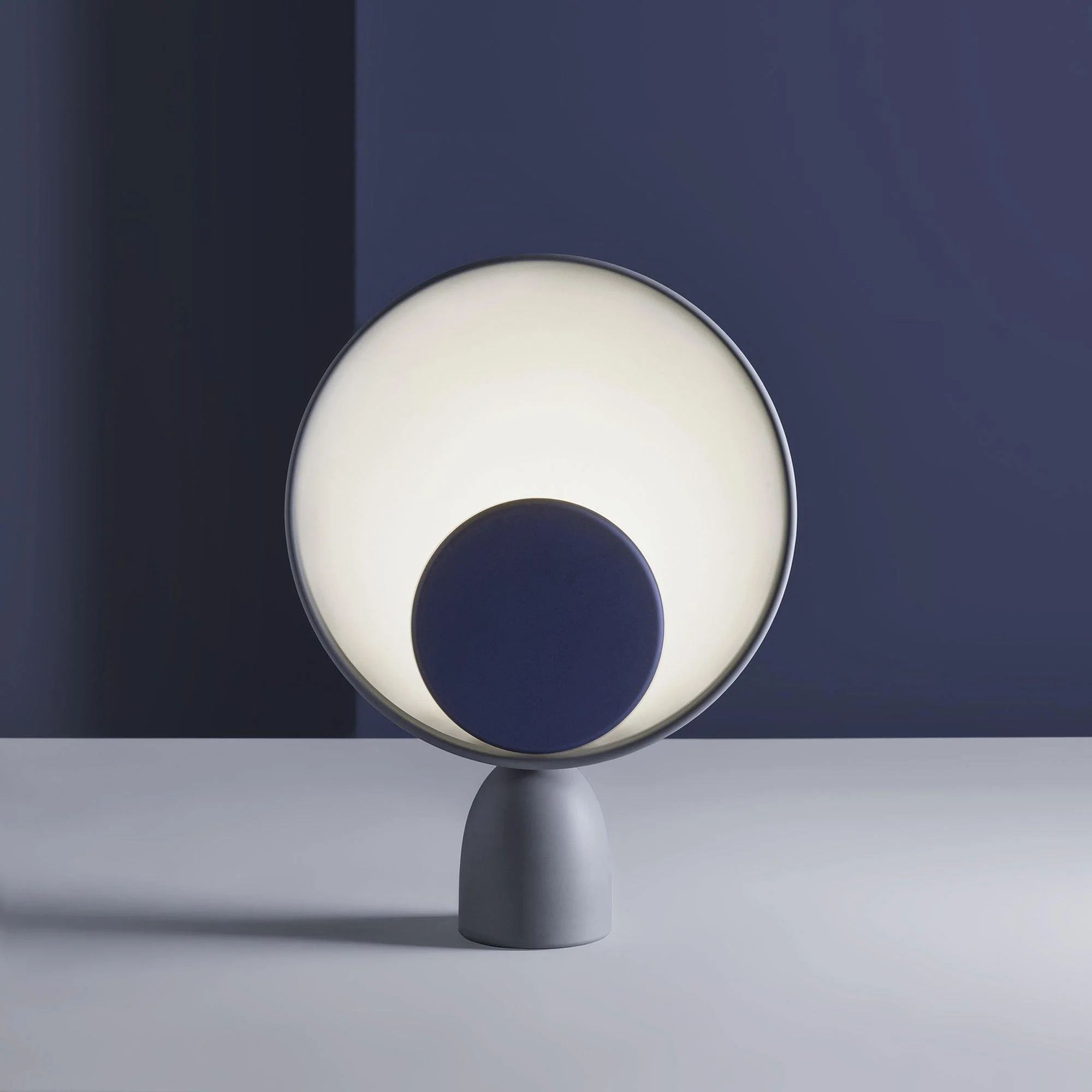 Blooper Table Lamp - ∅ 11″ x H 15″ / Dia 28cm x H 38cm / Gray+Gray / UK plug